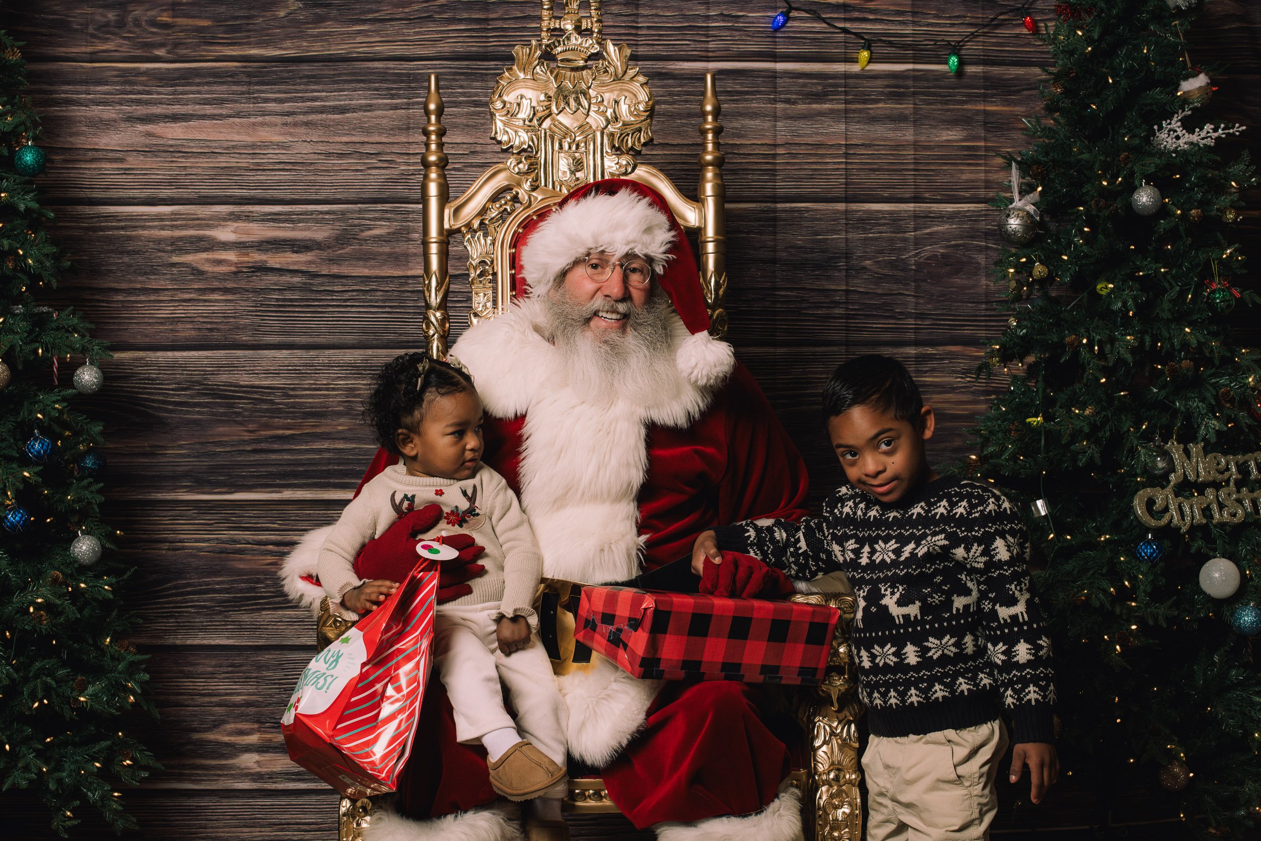 Santa2024-54.jpg