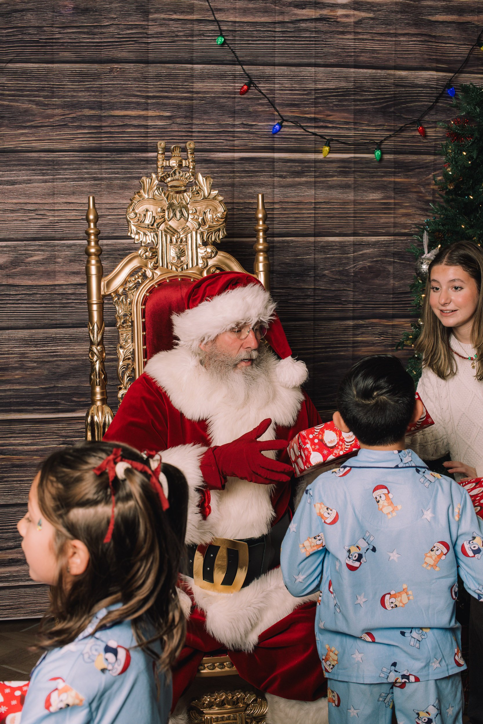 Santa2024-96.jpg