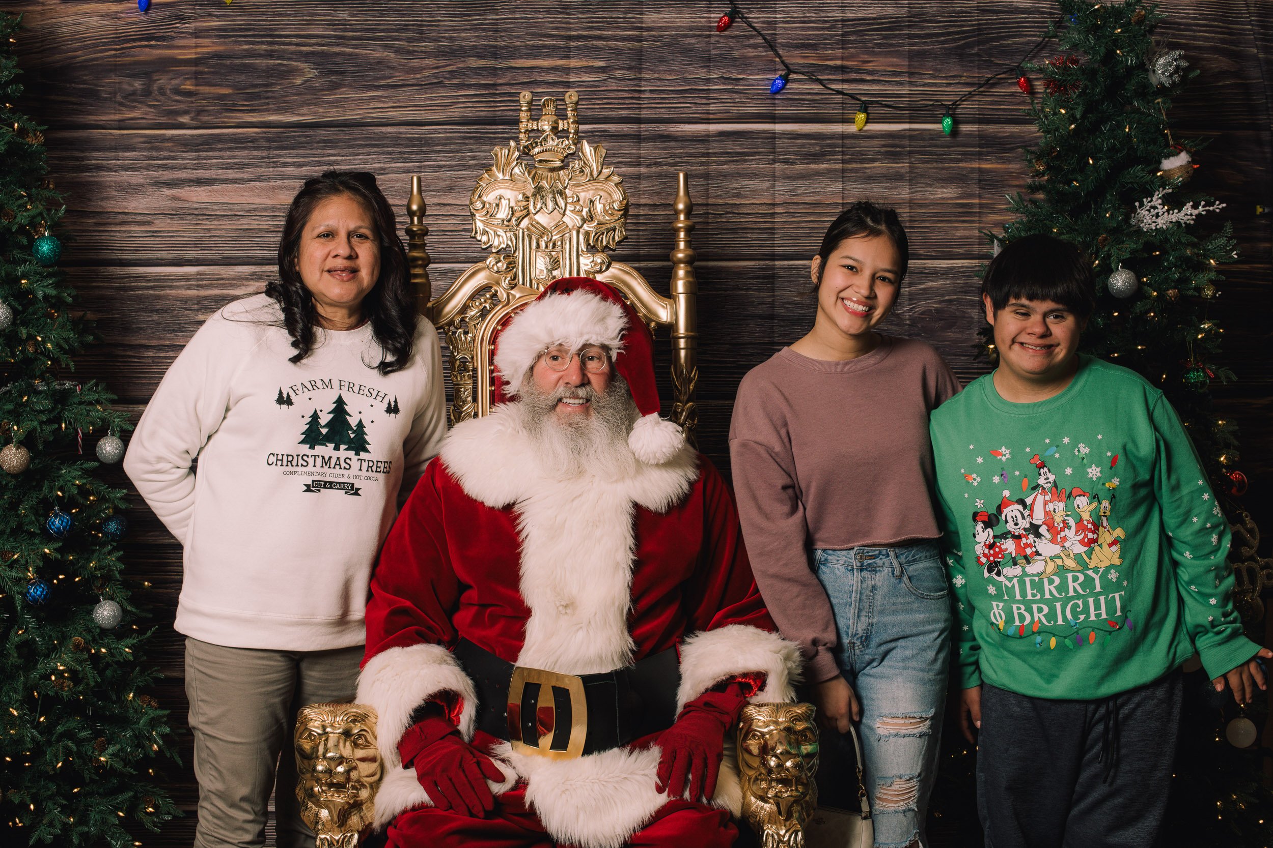 Santa2024-190.jpg