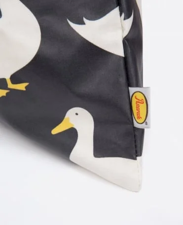 TOILETRYBAGDucks.jpg