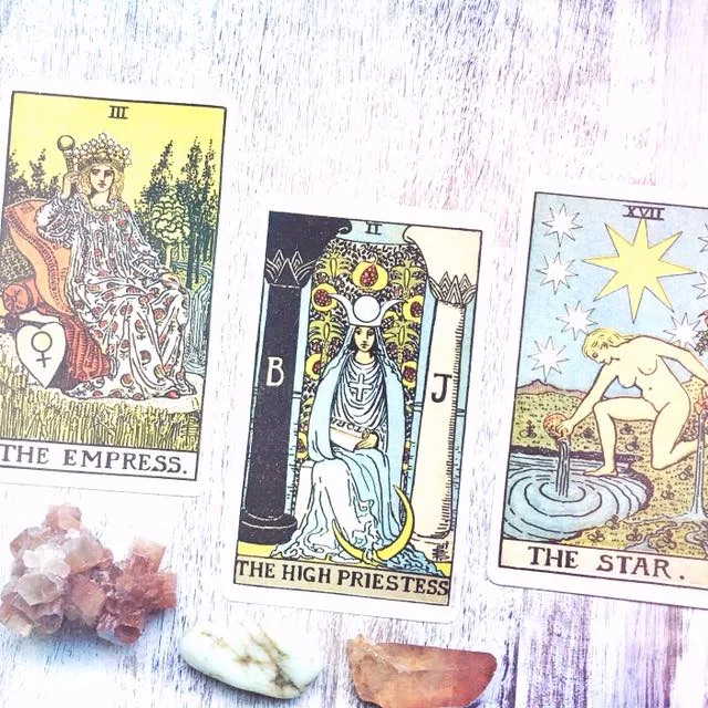 EmpoweringTarotReadings.jpg