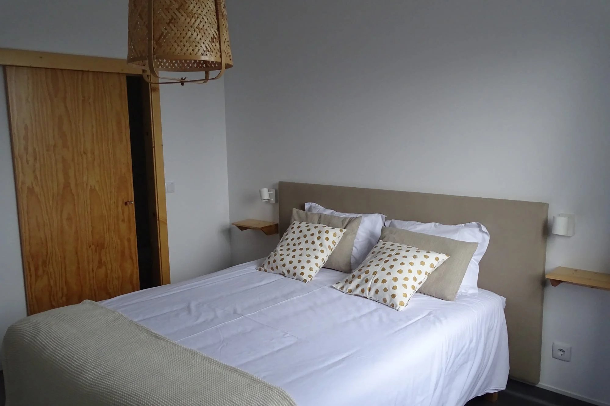 madeira-surf-camp-room-3.jpg