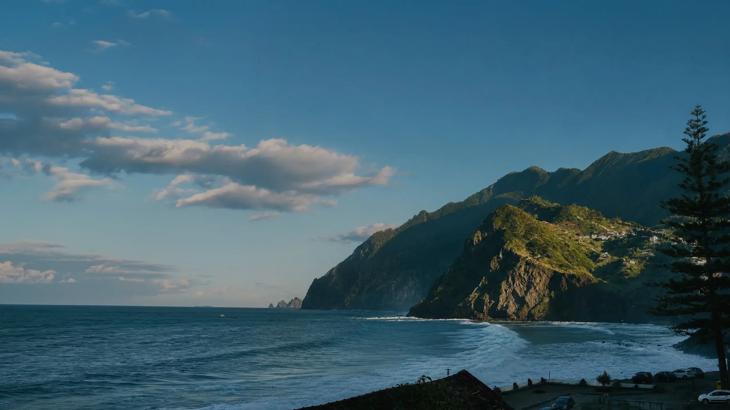 PRT2611-MAD Madeira cover Banner Clean.webp