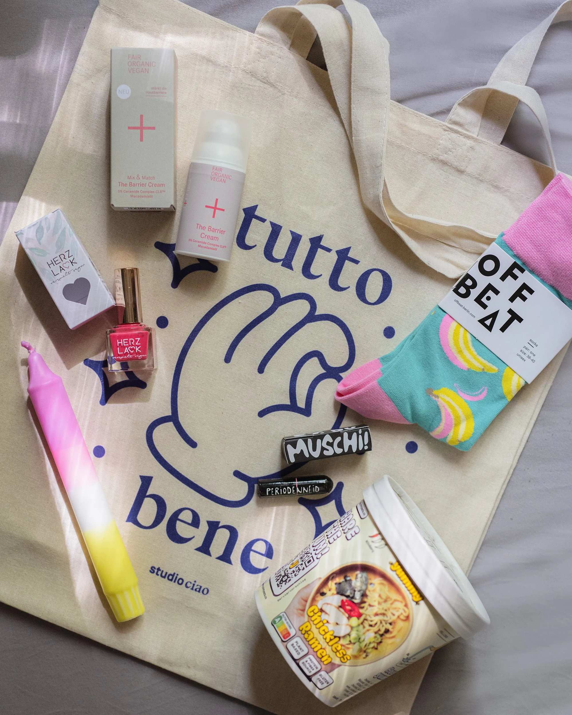 goodybag-aufm-sofa-denizen-laura-droße-2601.jpg