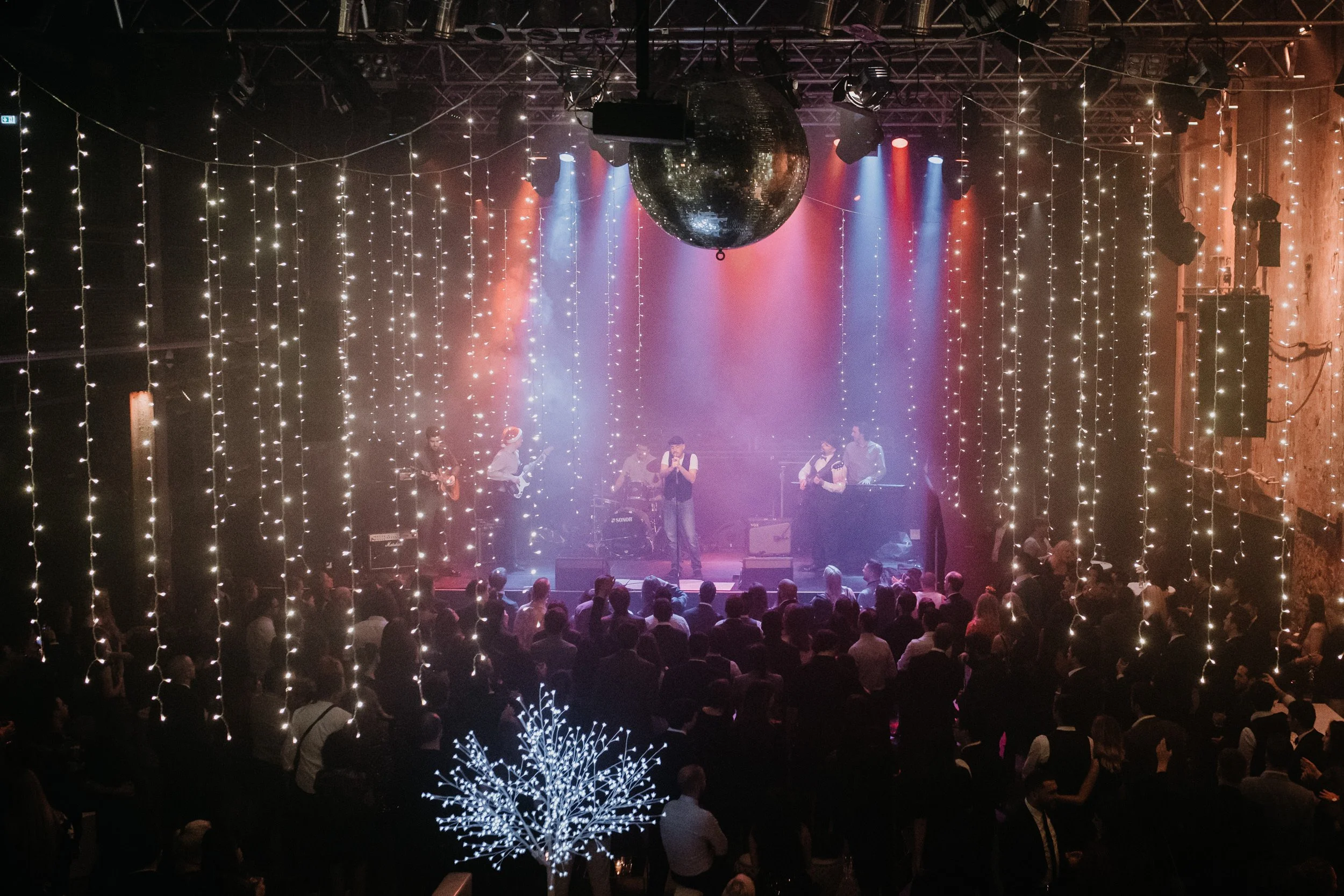 Event Agency Berlin_Eventagentur Berlin_Fineberlin_Corporate_Firmenfeier_Christmasparty_Band.jpg