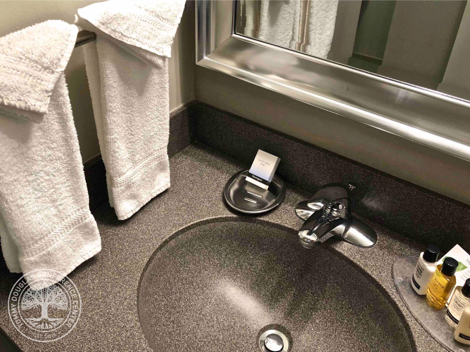 Guestroom.image7.jpg