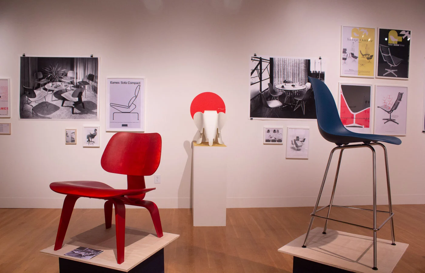 eames_exhibit_sit_004.jpg