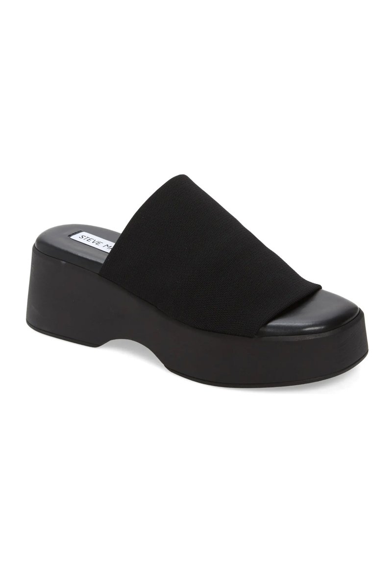 slinky-black-slide-sandal-steve-madden-trendy-fashion-01.jpg