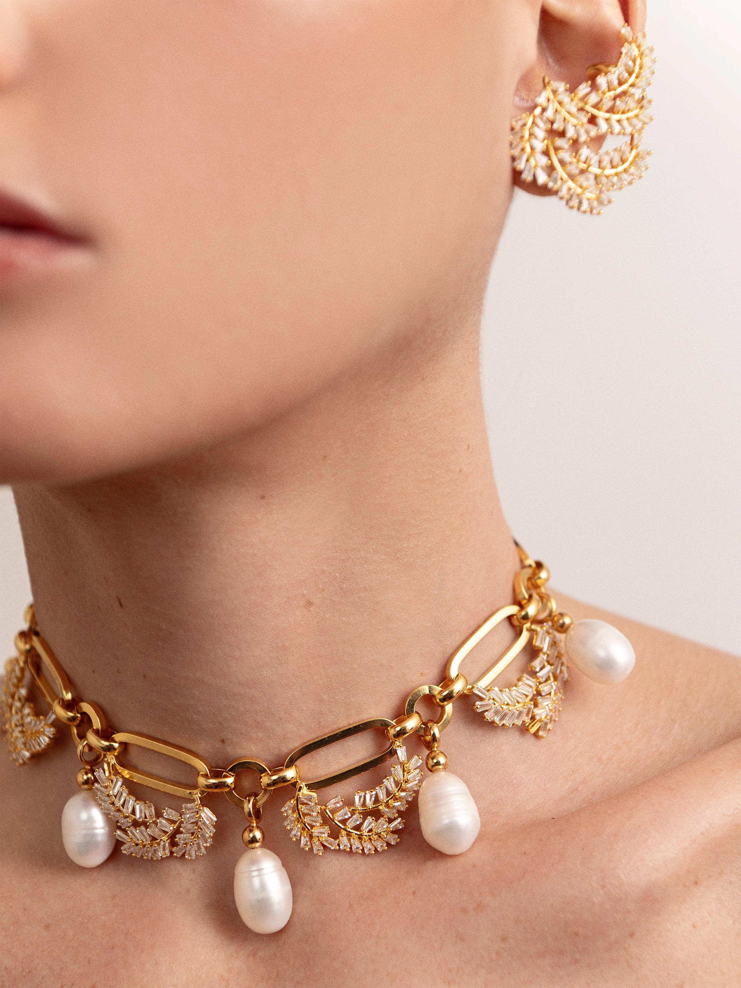 Laurel Empress necklace