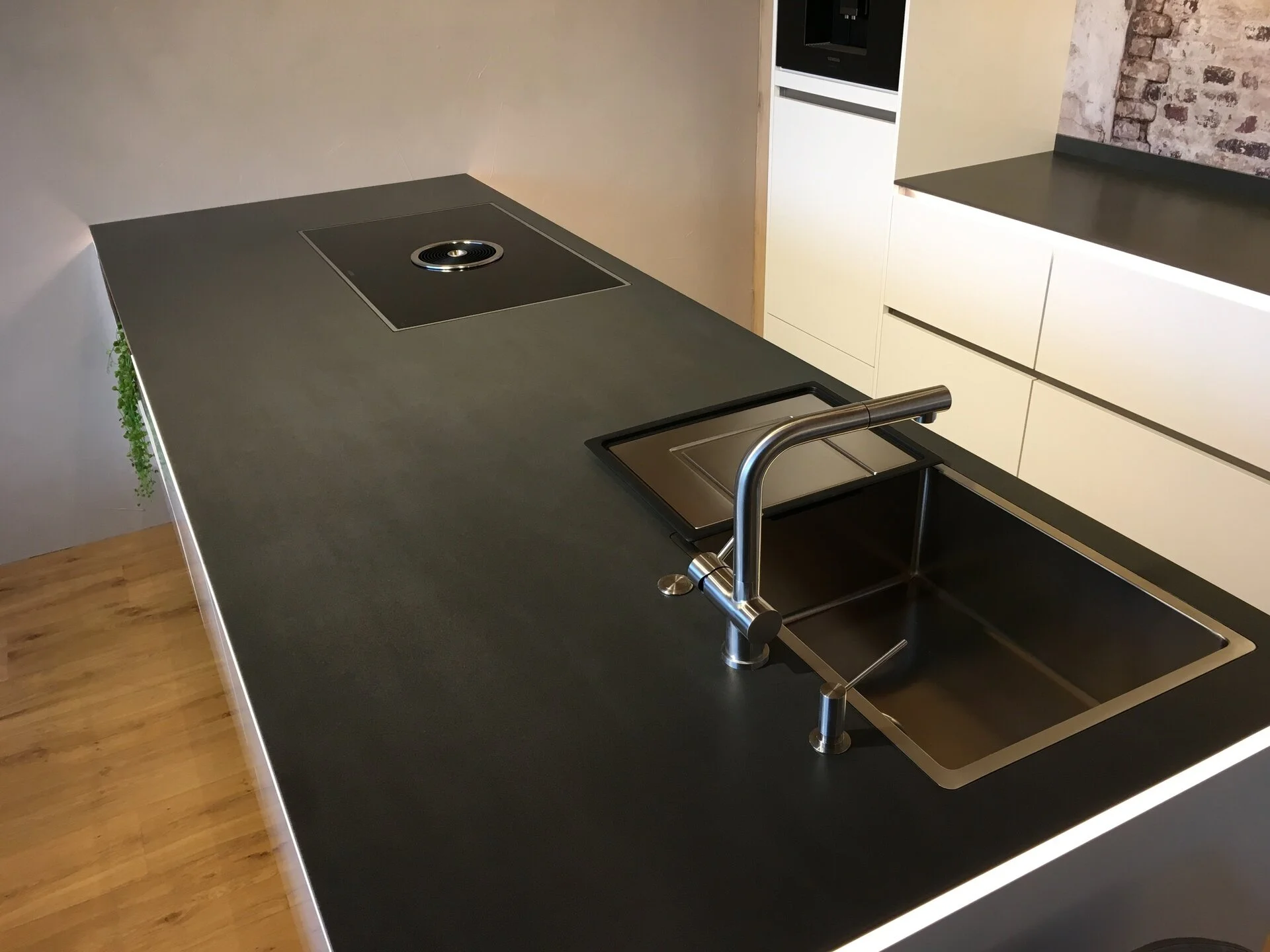 Porcelain Counters & Walls — Latera Architectural Surfaces