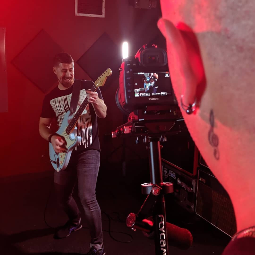 Tonight I got to film a set of music videos for my new EP. This would not be possible with out the support of a few of my best friends. Thanks guys. Keep an eye out! @imagery.life @scottberrydrums  @tvfour @social_sugar @bshaud @johnruppaudio