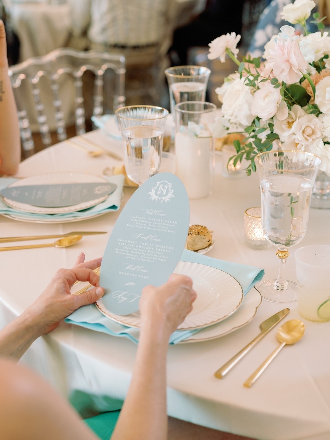 Highlight your exquisite meal selection with a stunning custom menu, crafted just for your special day!
.
.
.
Planning &amp; Design: @gatheredeventsdfw
Venue: @thefrenchfarmhousevenue
Photographer: @stephaniebrazzle
Videographer: @bsrweddingfilms
Flo