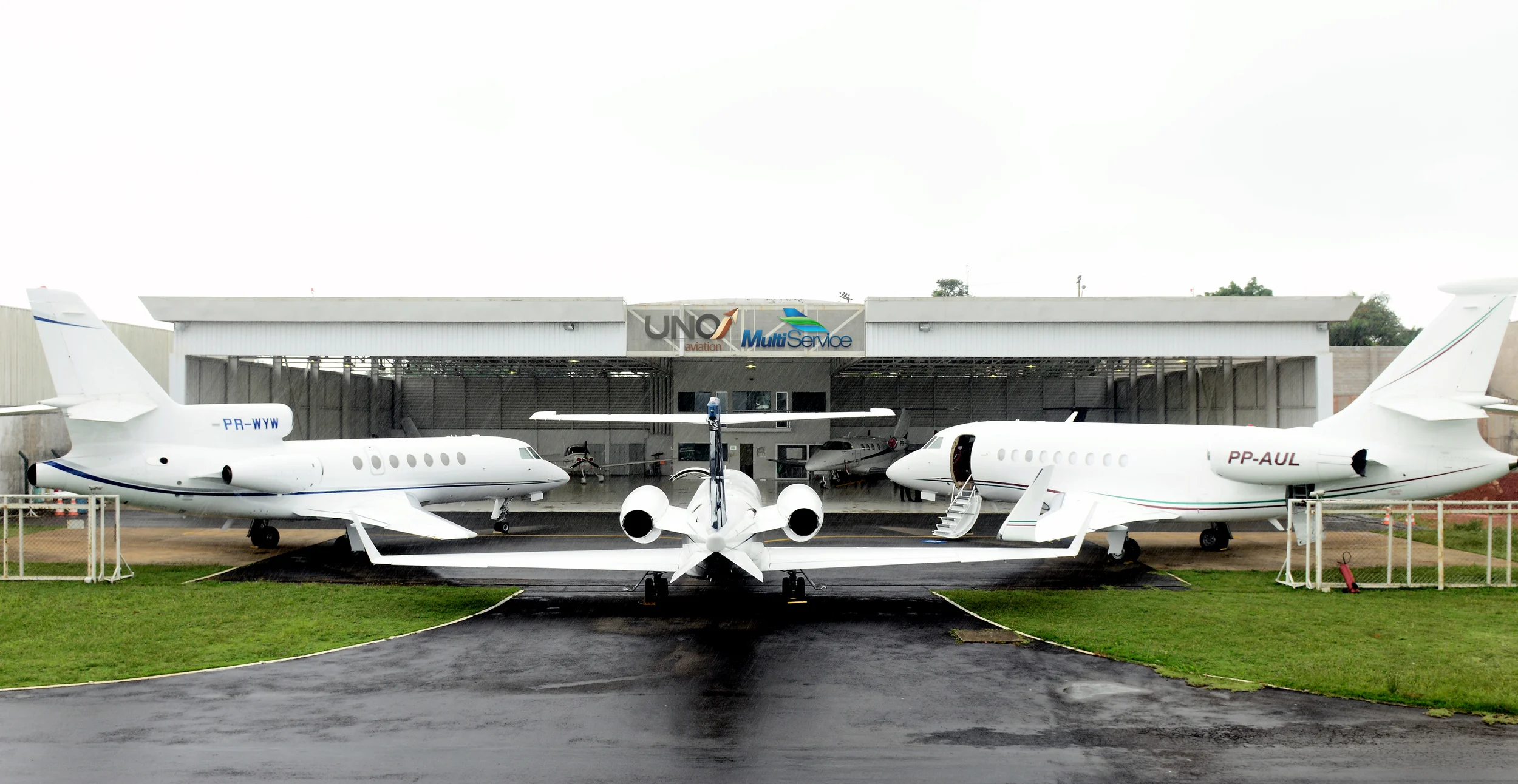 UNO Aviation – Multi Service Group Hangar