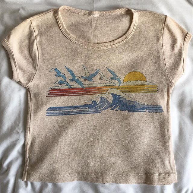An awesome vintage Tee heading to the web store tomorrow 🌞 #madeandmaker #shopsustainable #shopvintage #shopsmall
