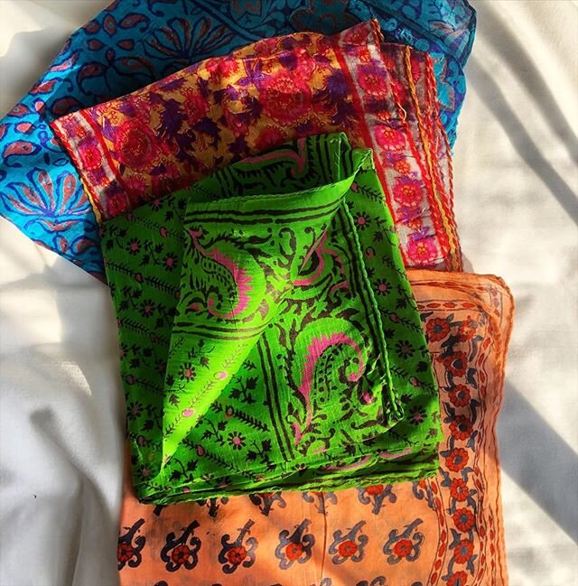 Gorgeous Indian block print silk scarves hitting the online shop today! Don&rsquo;t miss these beauties ✨#madeandmaker #shopsmall #shopsustainable #shopvintage #fishtown #queereye
