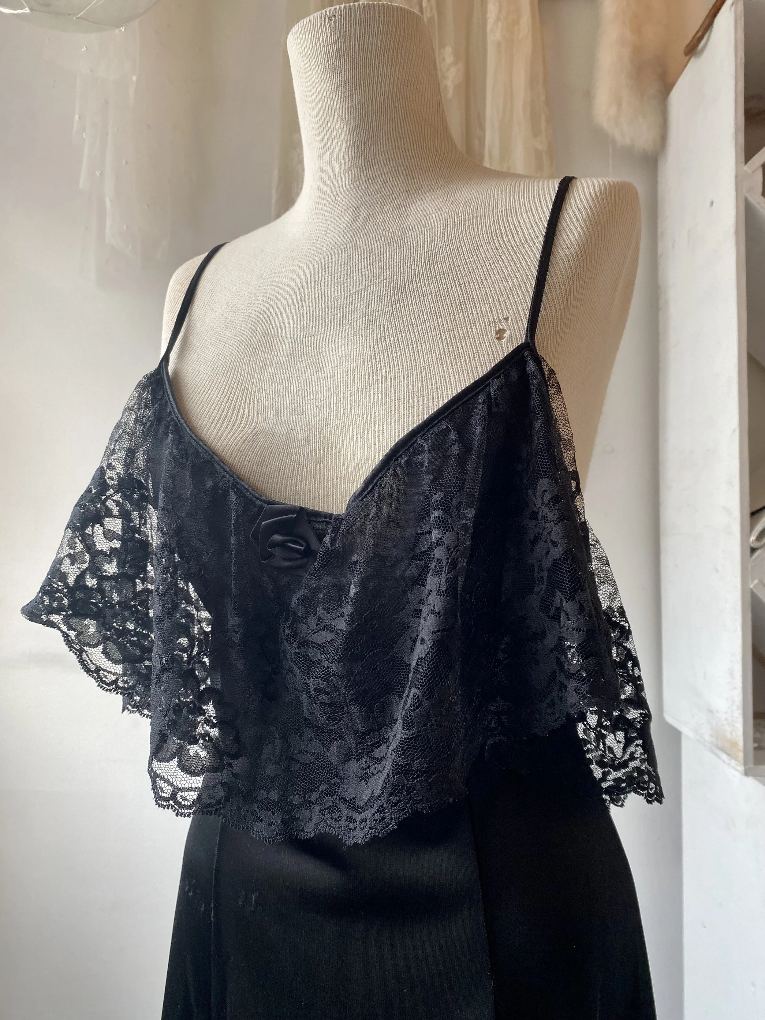 Black Lace Ruffle Nightgown