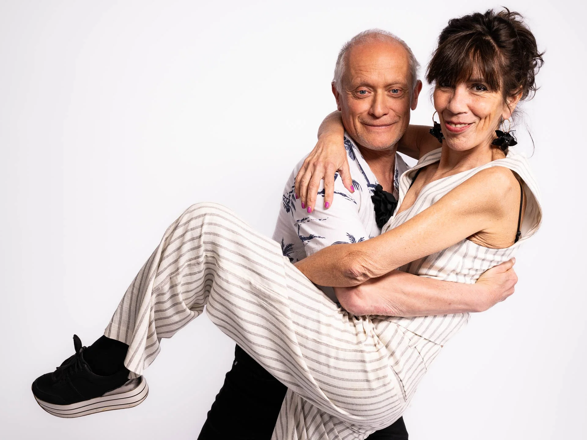  Salsa couple 