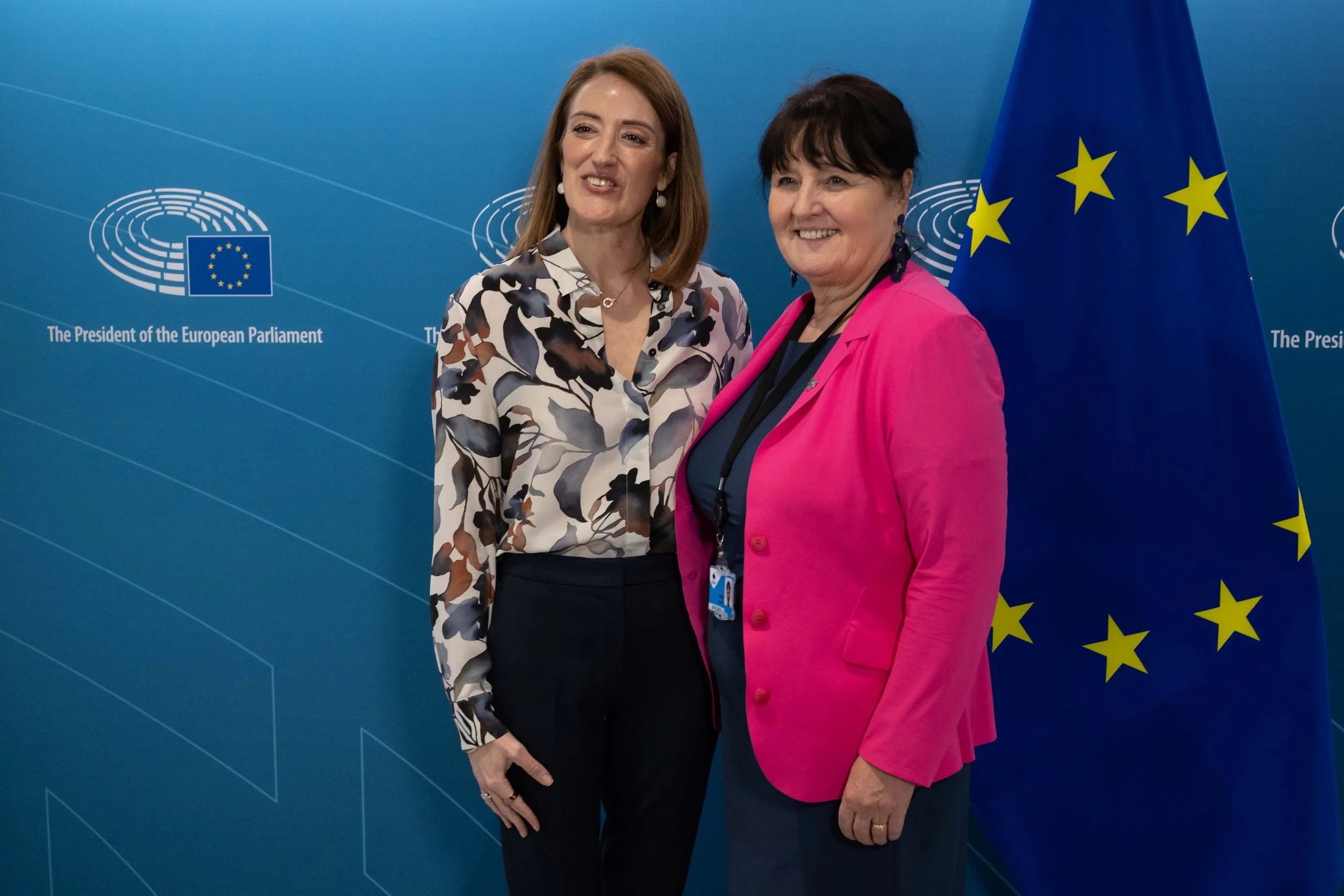 Roberta Metsola, President of the European Parliament, greets Mrs Manuela Khom, Deputy Governor of Styria