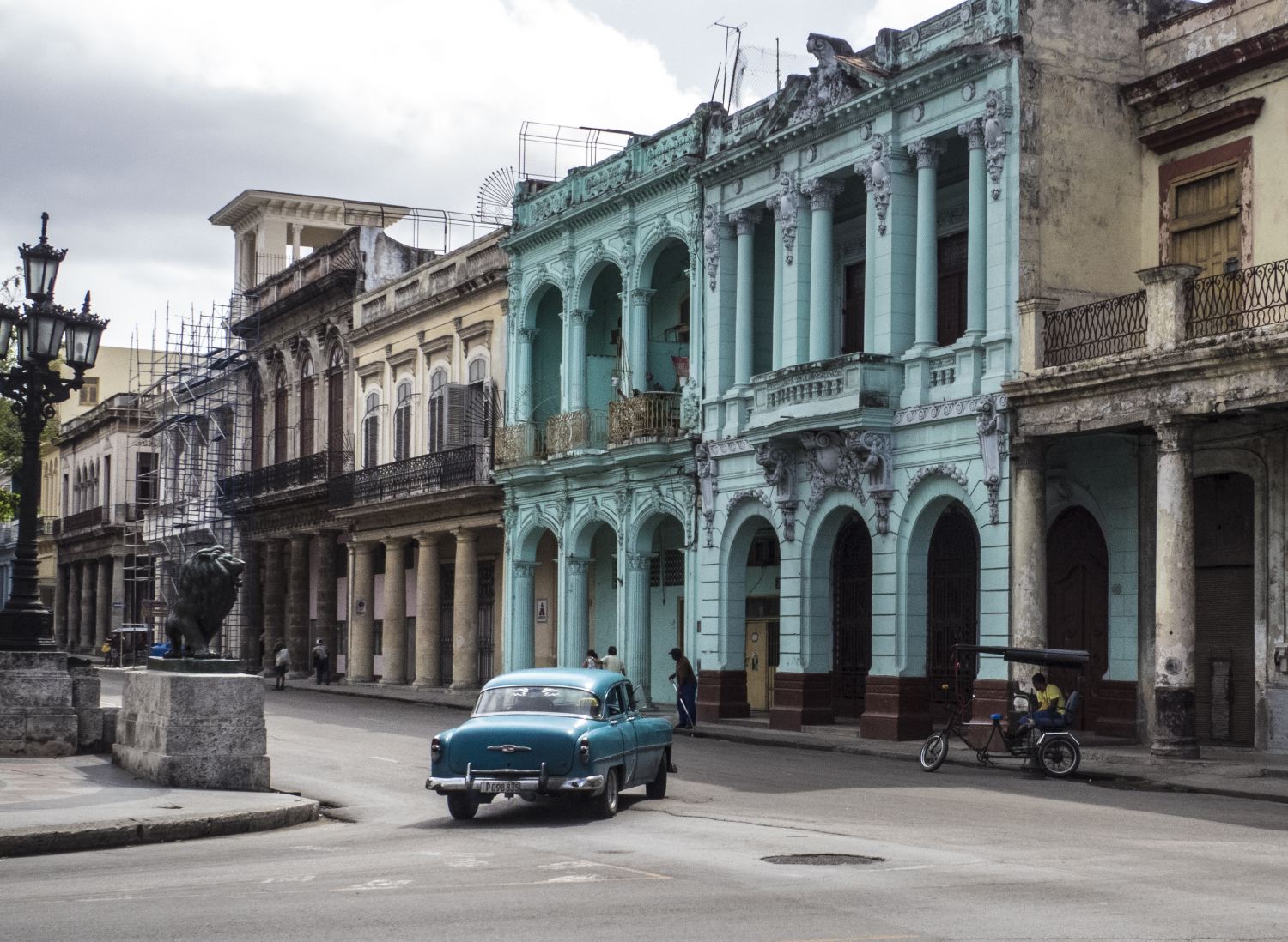 cars-cuba-travel-photography-michael-benabib.JPG