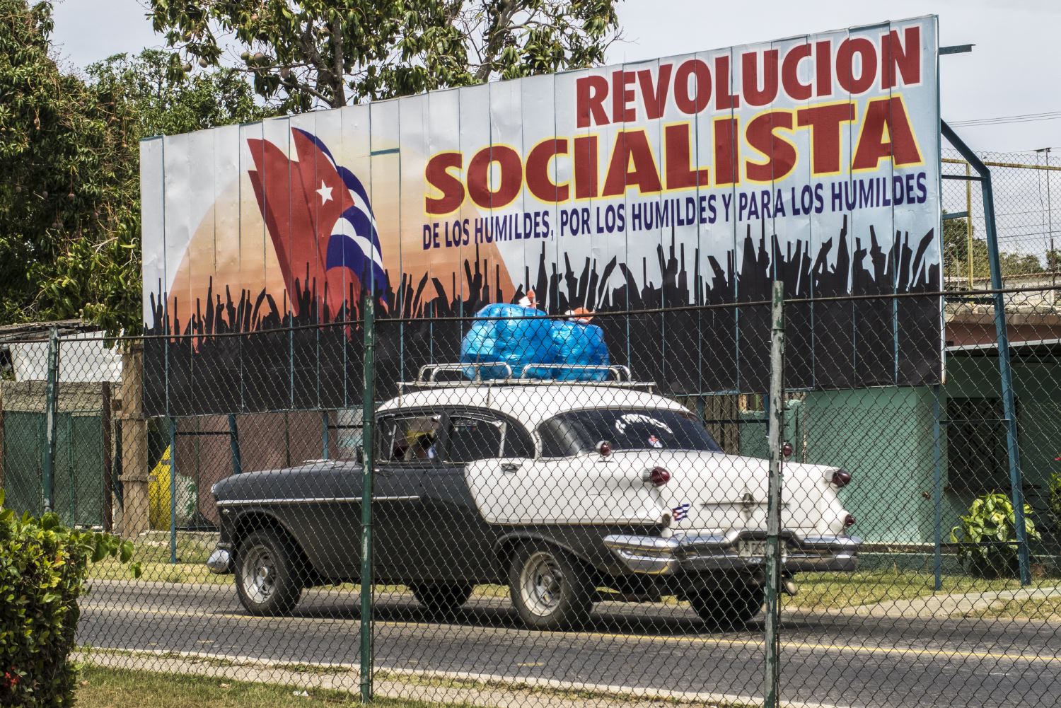 revolucion-socialista-cuba-travel-photographer-michael-benabib.JPG