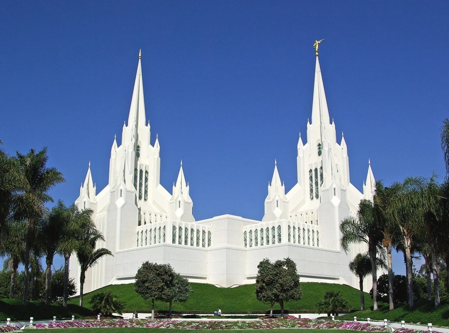 The San Diego CAlifornia Temple.