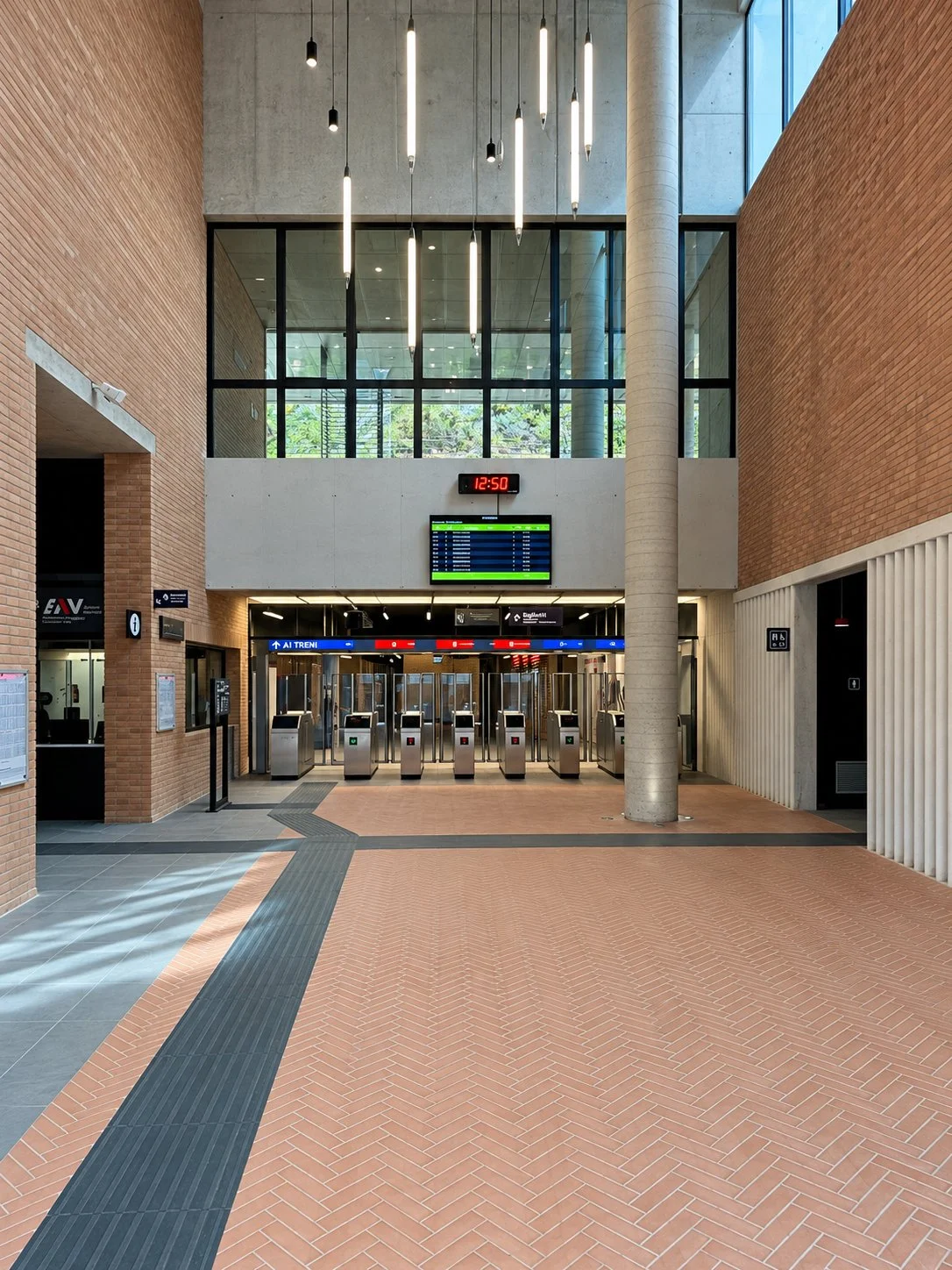atrio stazione.jpg