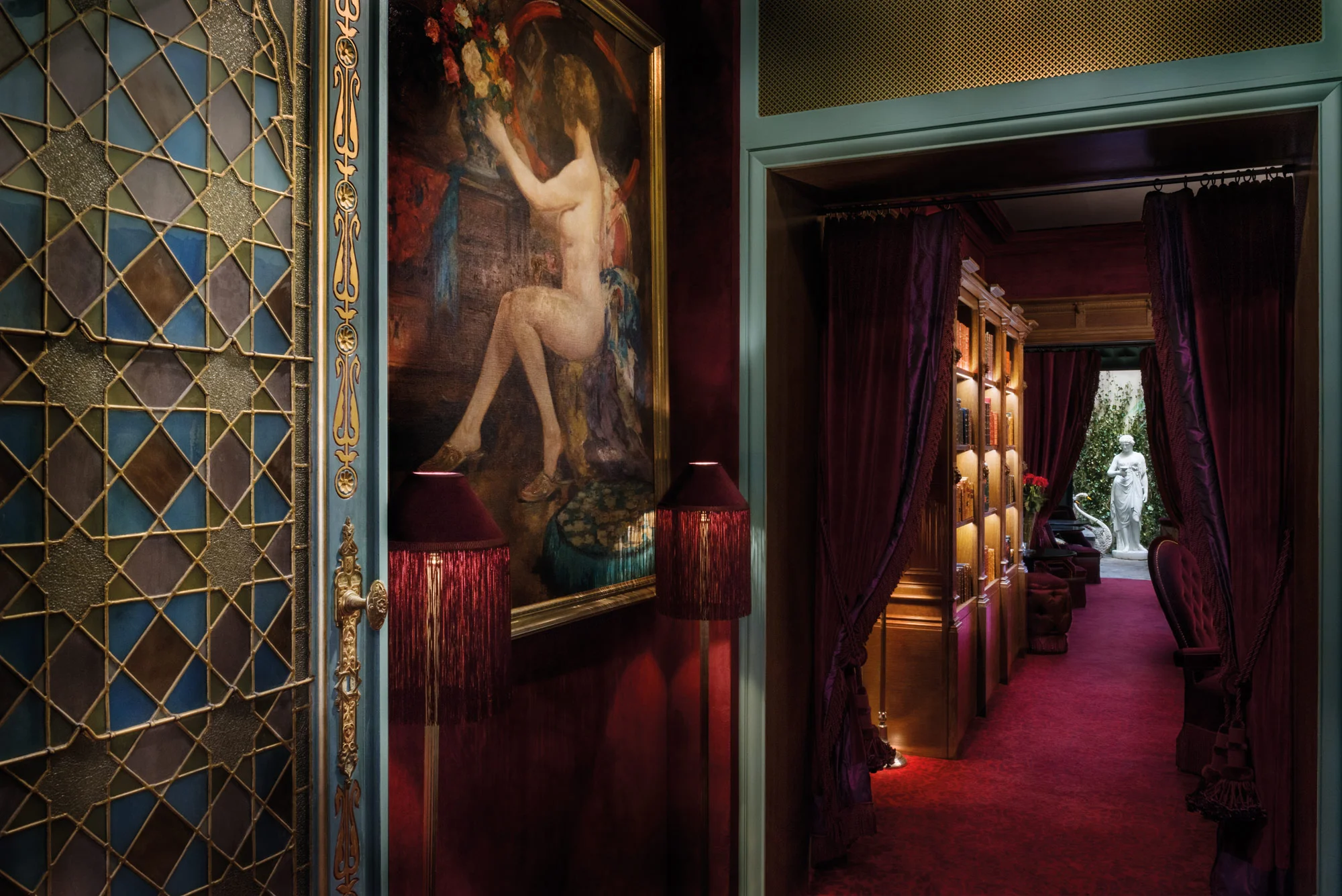 Hallway to the bar and outdoor area