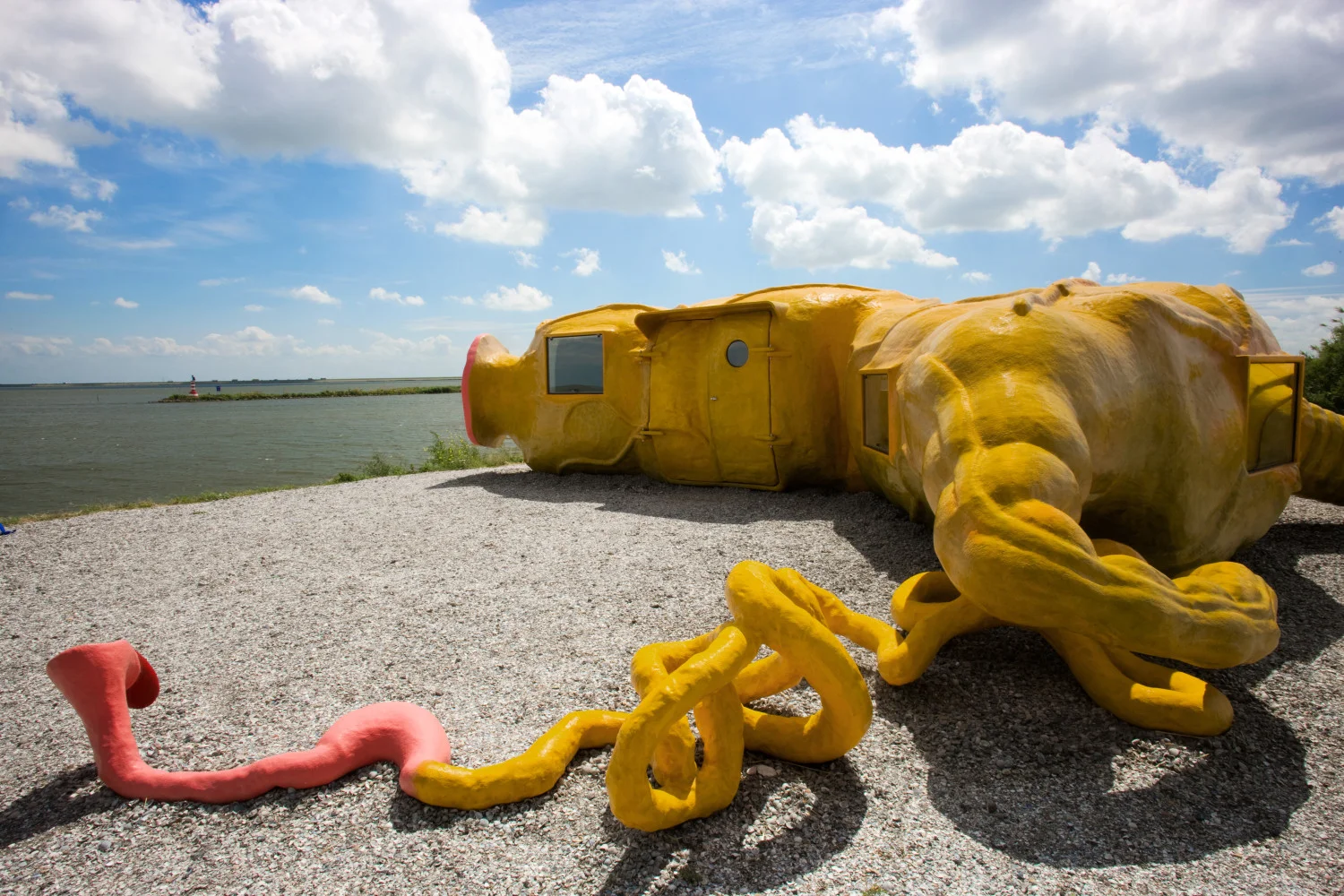 seasidehotel.jpg