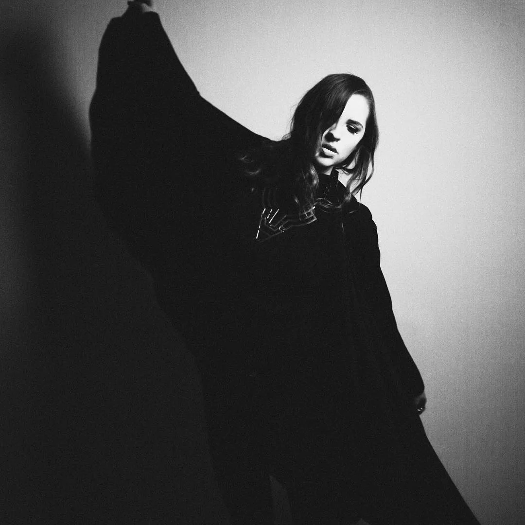 SPELLES - "Light Me on Fire" 