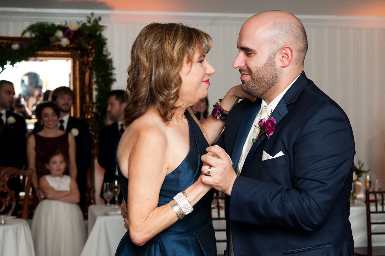 Groom dancing with his mother