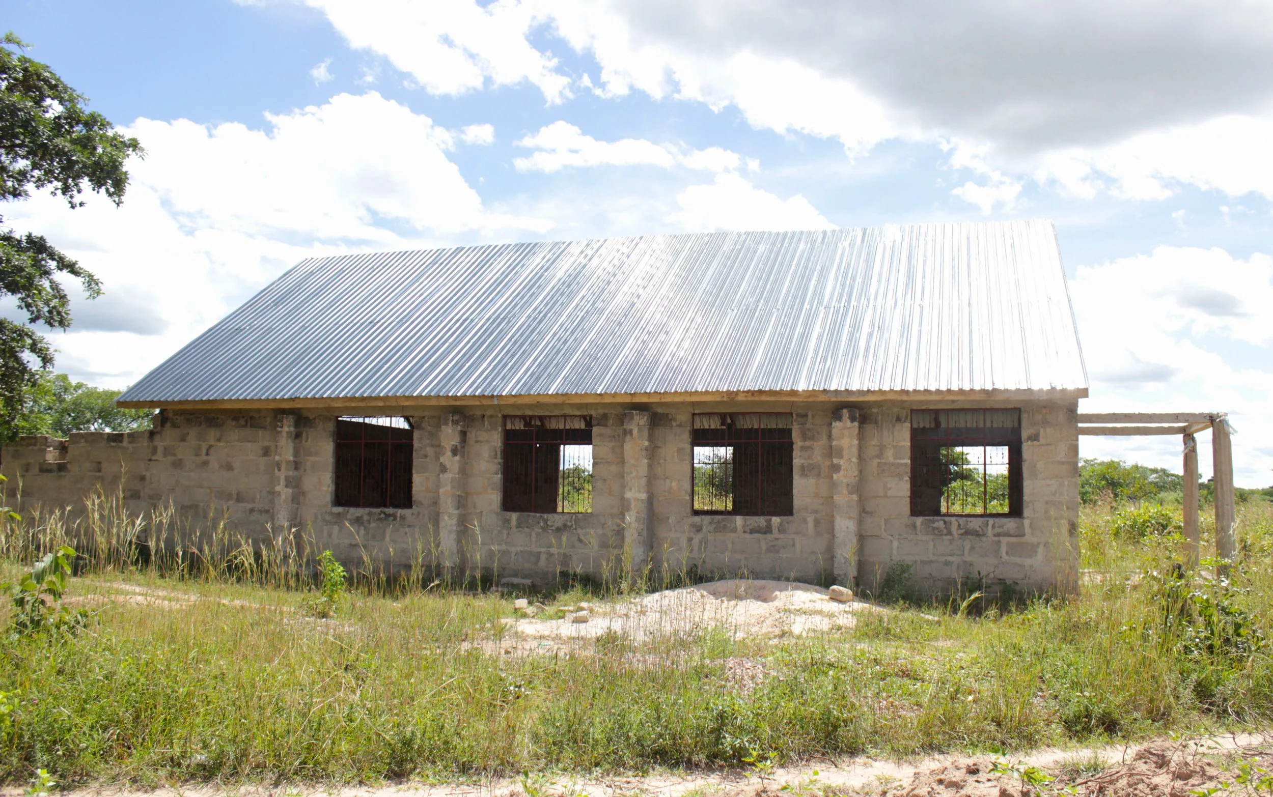 Building the Church in Mabama