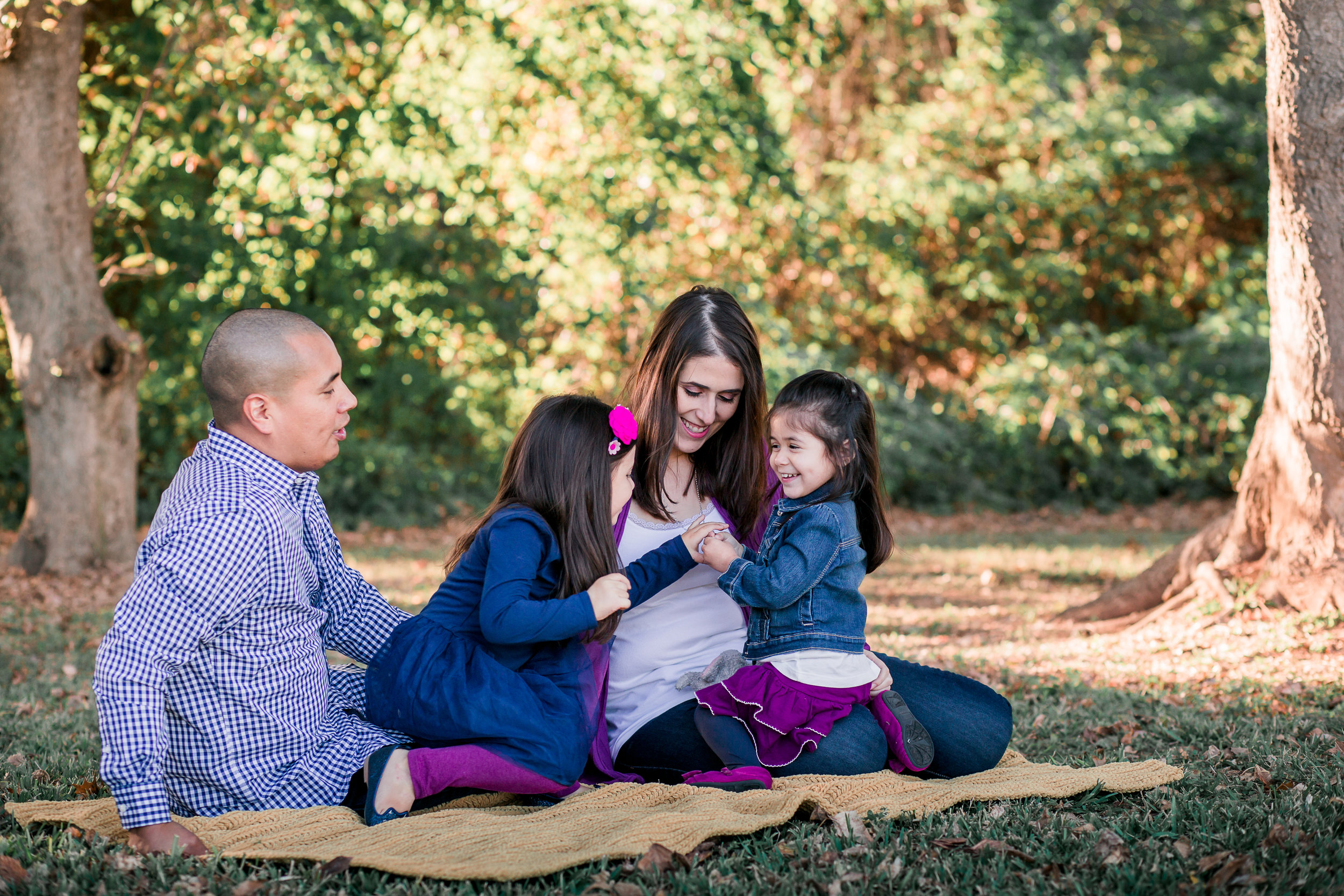 Fun Family of Four Photos | Houston TX