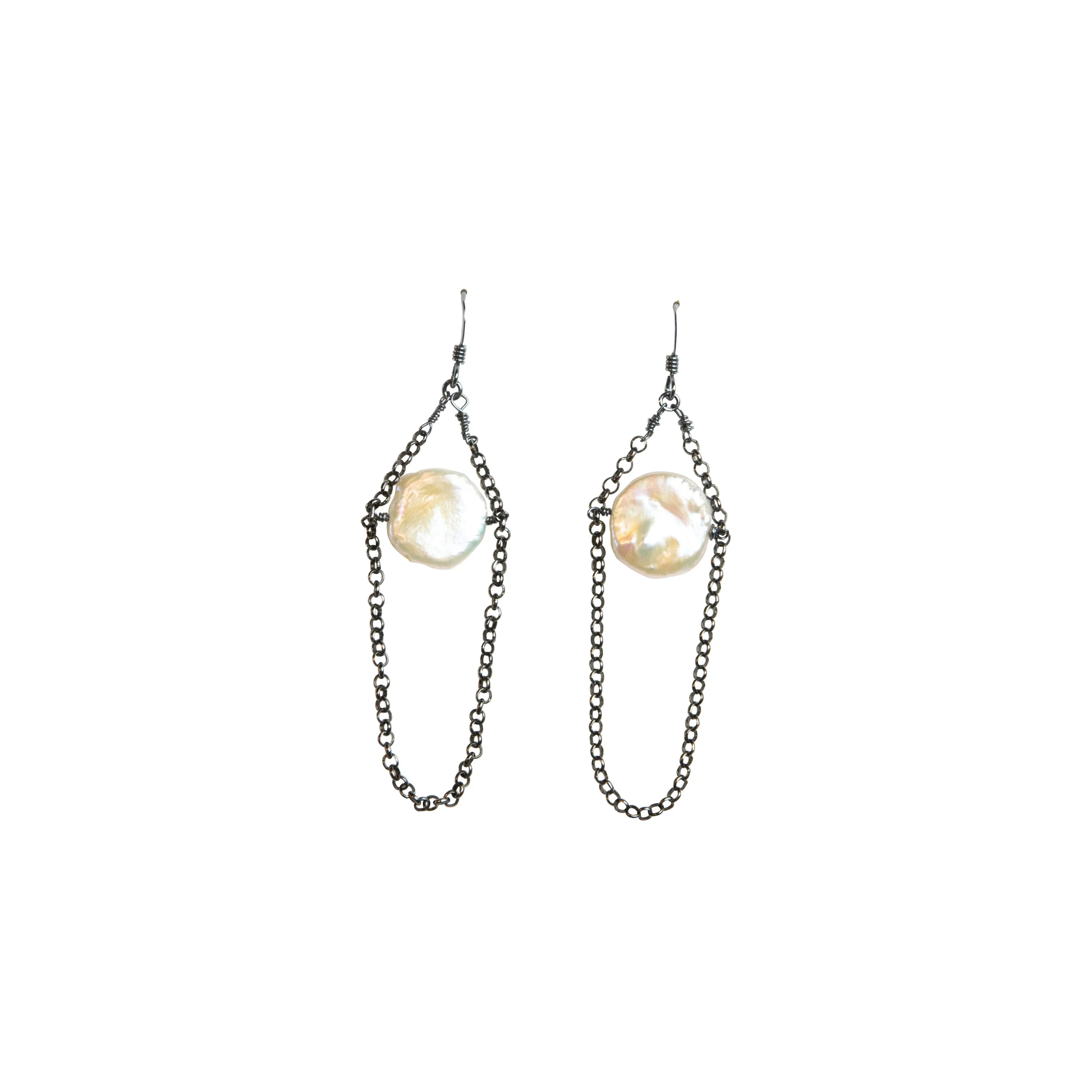 Chained Keshi Earring