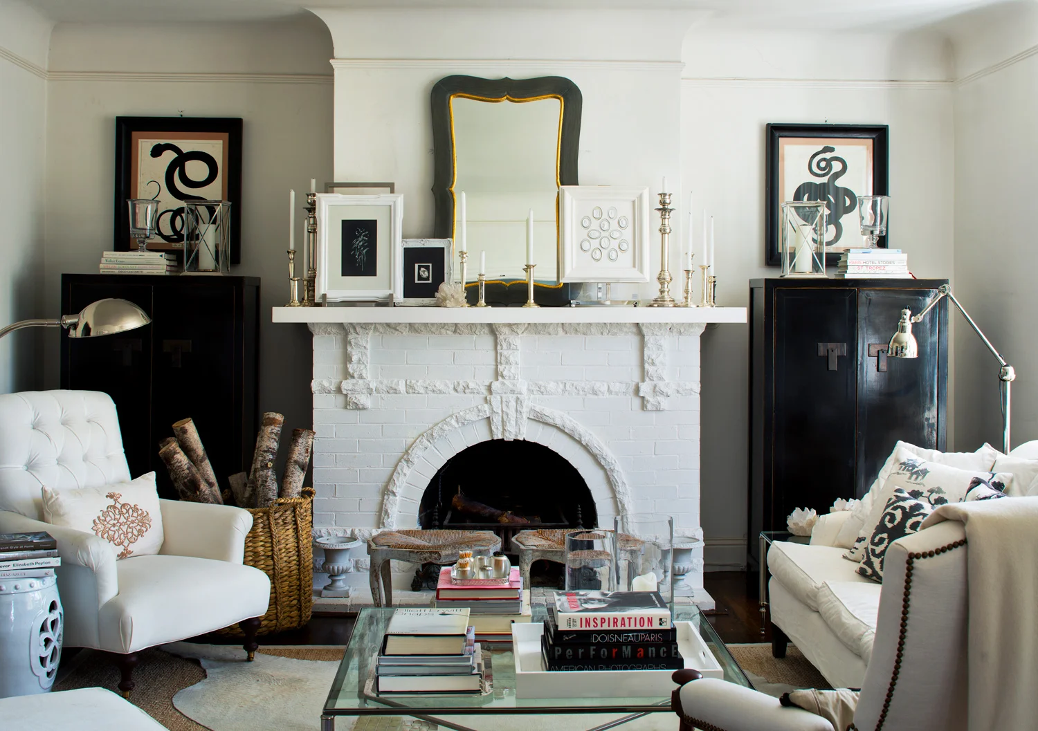 LivingRoom002.jpg