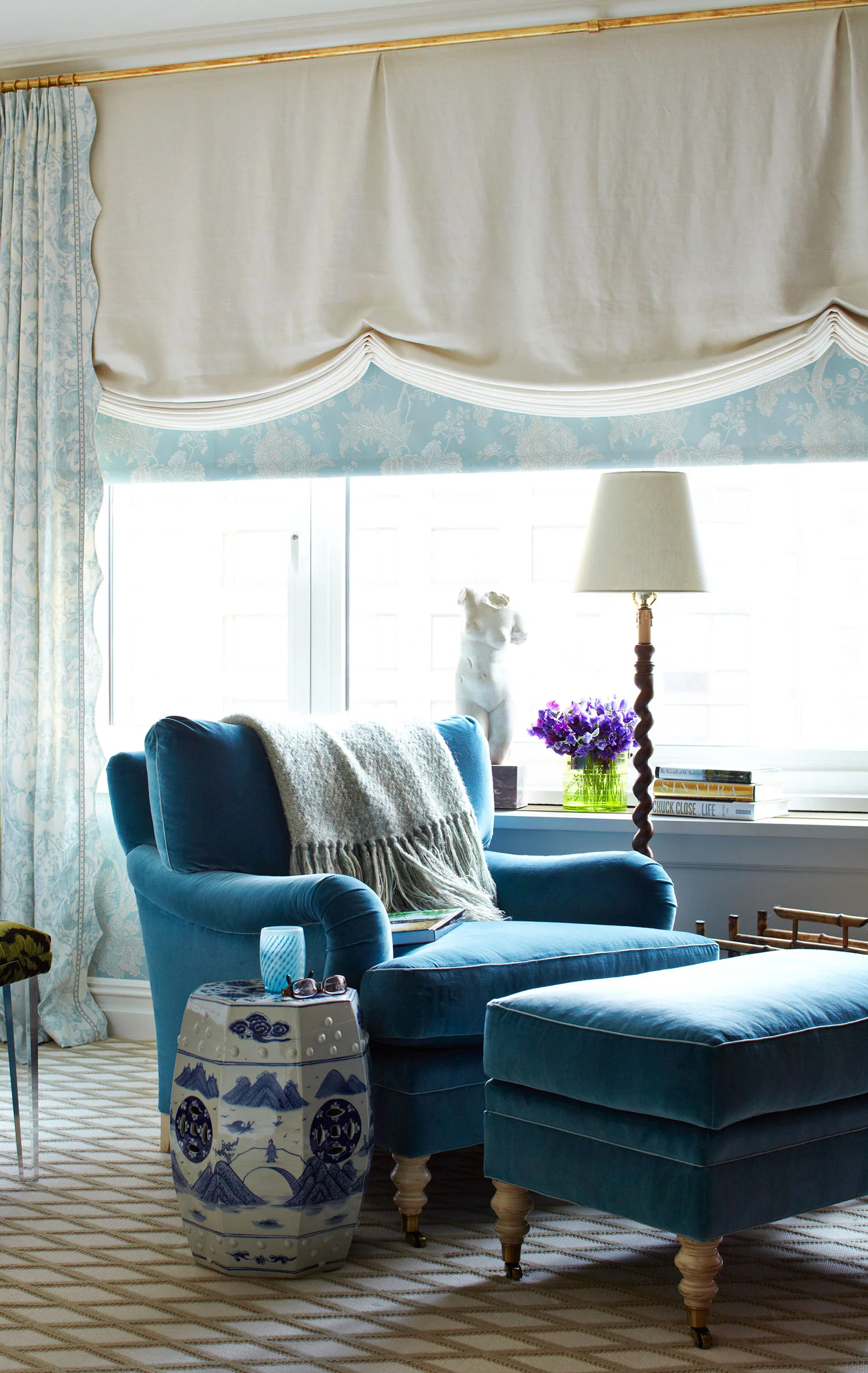 Nagler-Master-Bedroom--Club-Chair_0013.jpg
