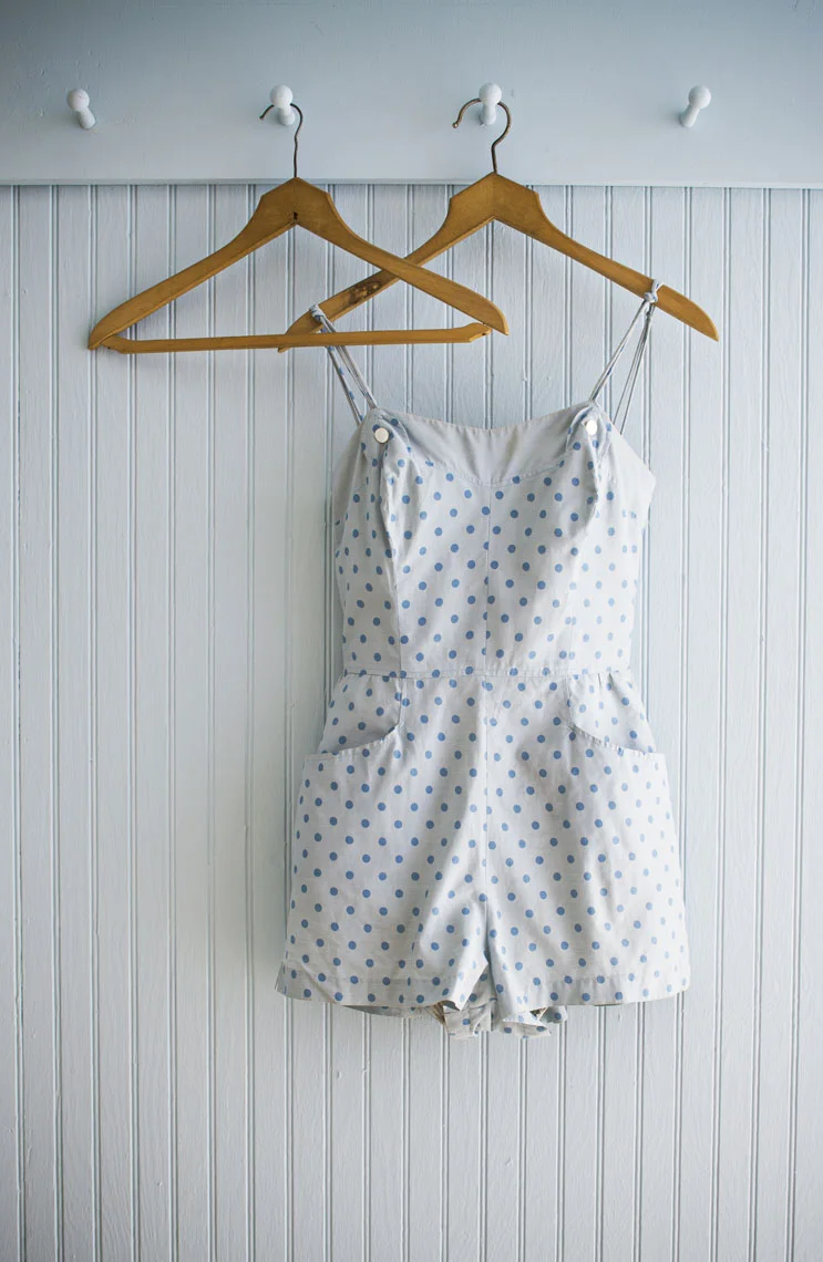 OldBlueBathingSuit005.jpg