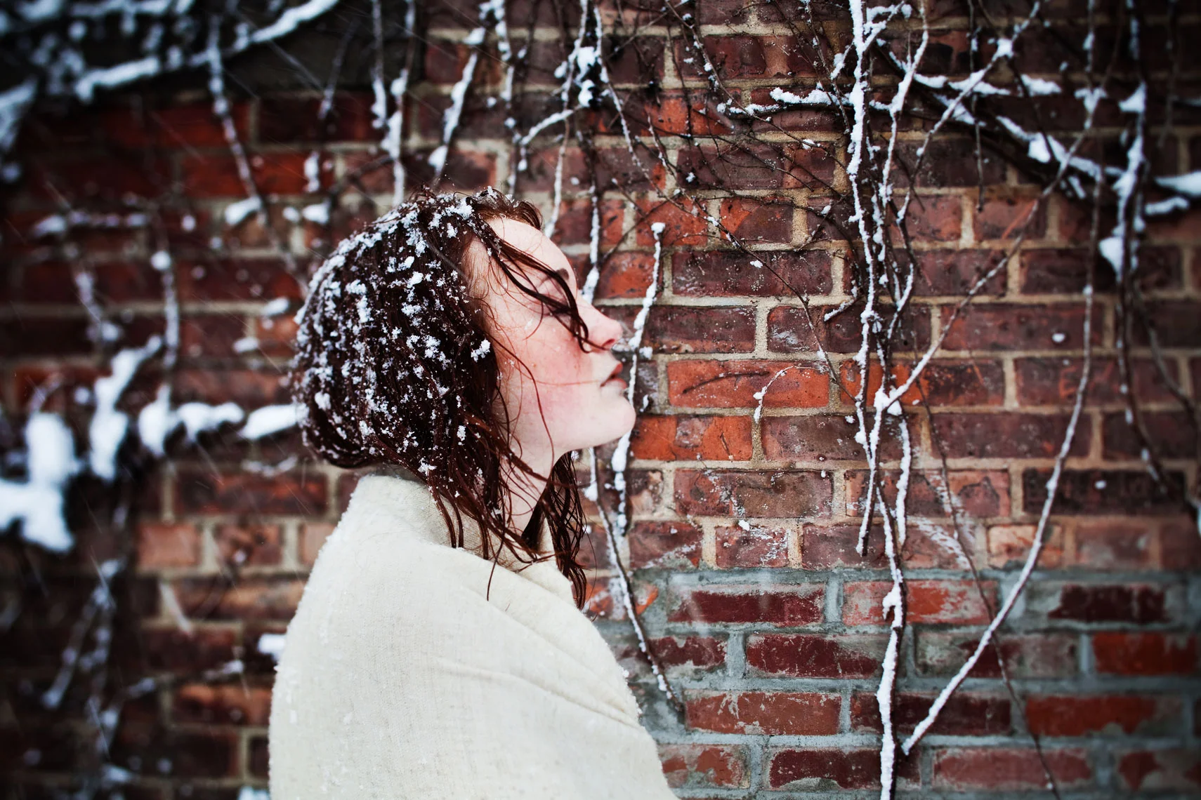 golddresssnow14.jpg