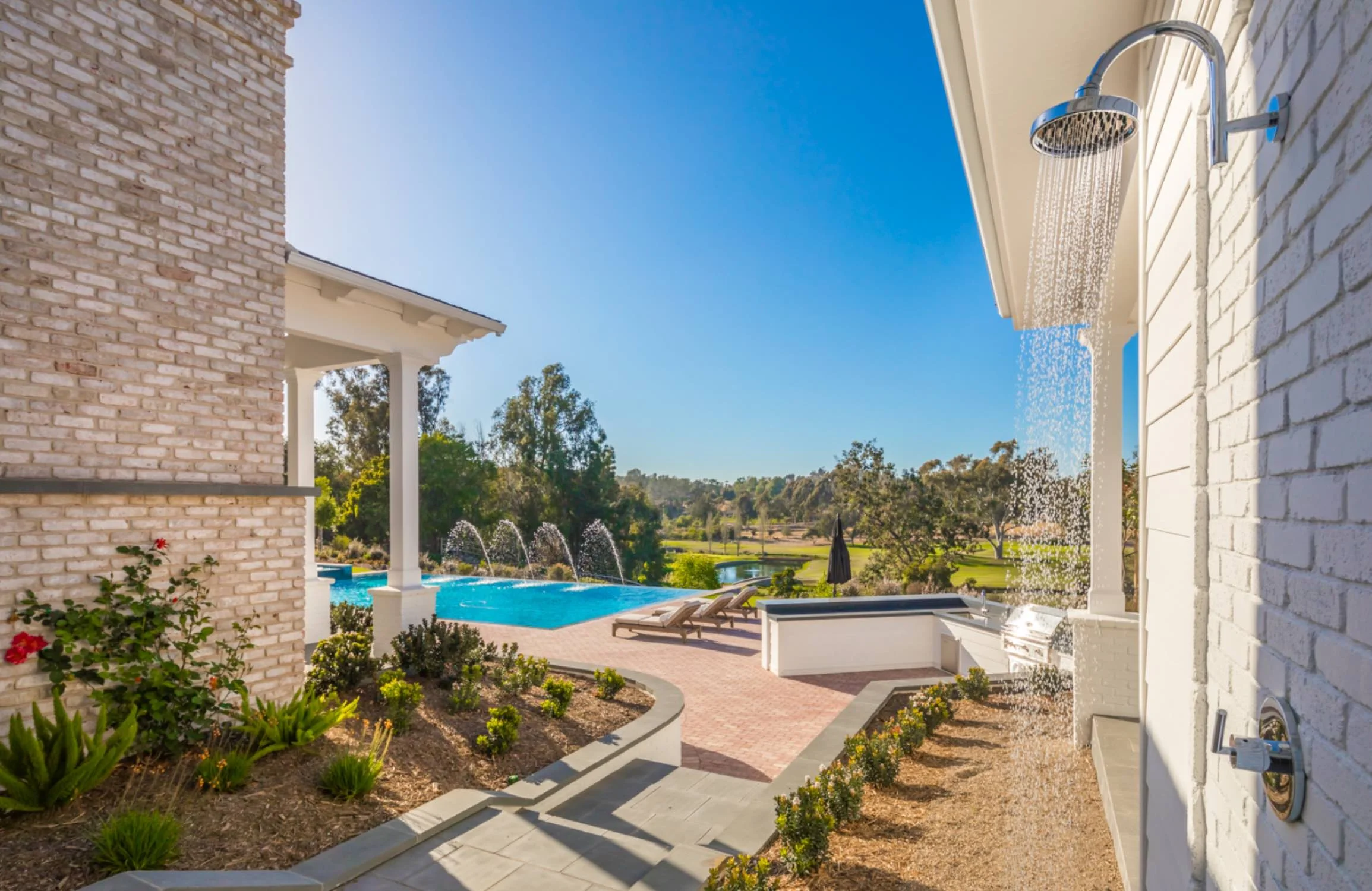 House Design Architects 5251 Avenida Maravillas