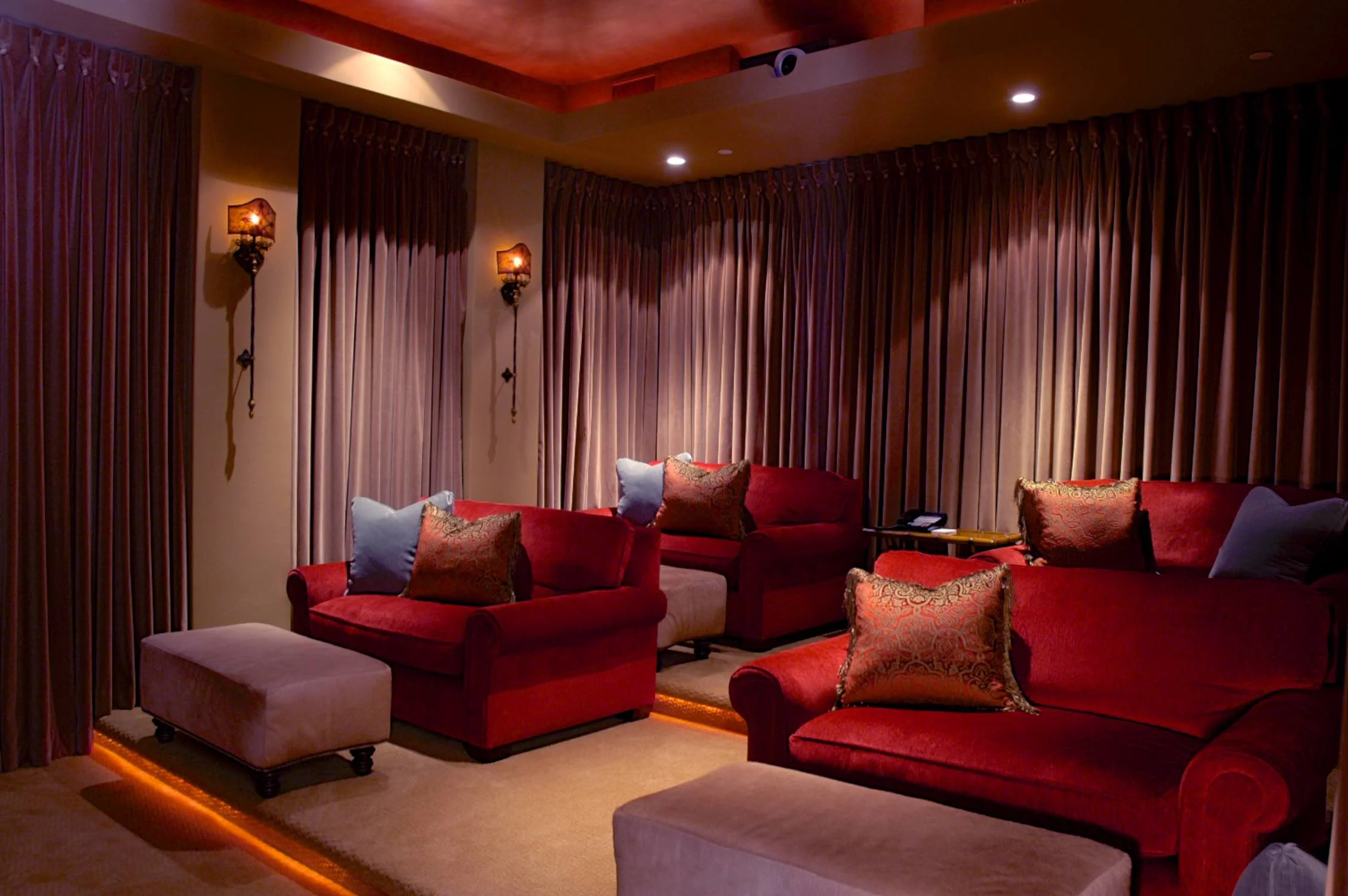  Home movie theatre 