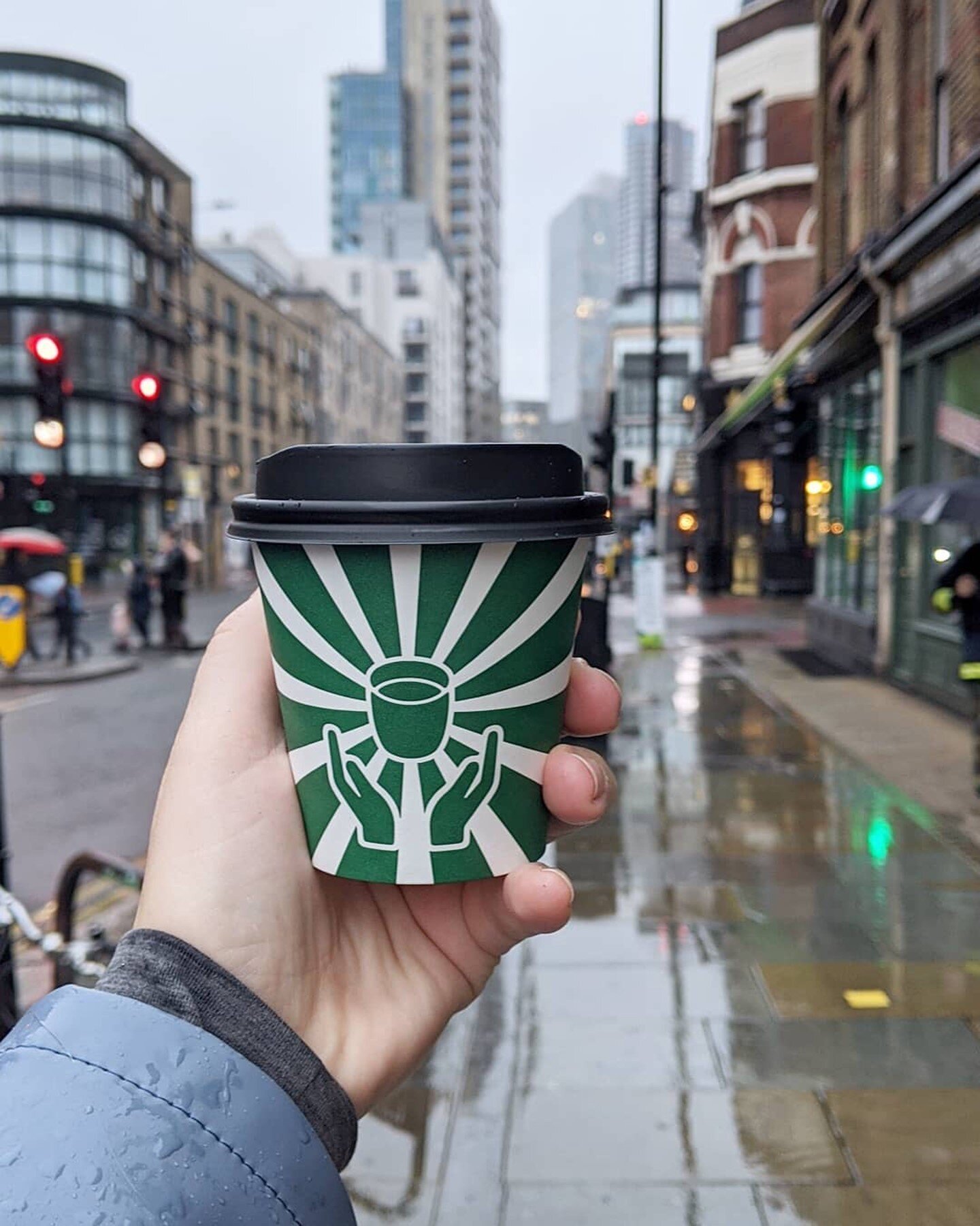#Repost @coffeecupsof_london⠀
・・・⠀
Rain, hail or shine 🌧️☔ @holyshotcoffee ⠀
.⠀
.⠀
.⠀
#coffeeart #coffeecupsoftheworld #coffeecupsoflondon #coffeeculture #londoncoffee ⠀
#supportsmallbusiness #shoplocal #supportindependents #coffeetime #coffeelover 