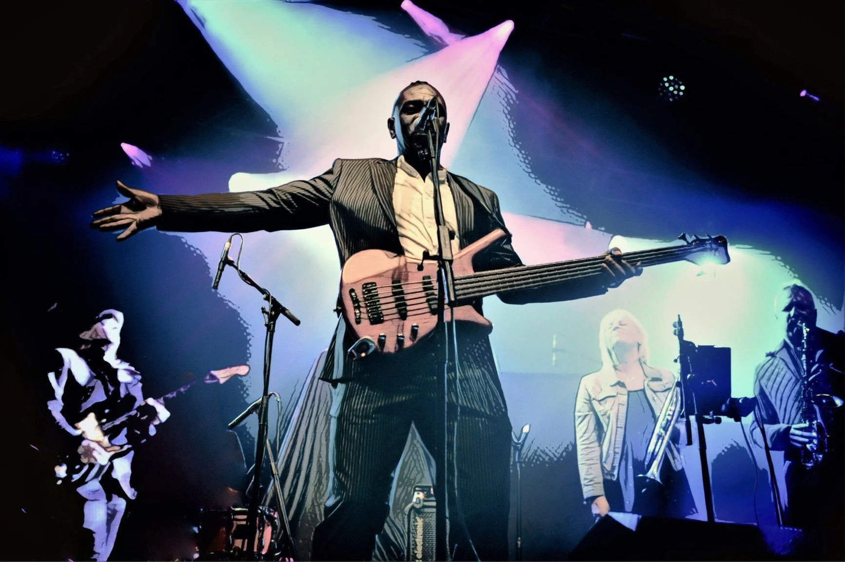 Cantaloop &amp; La Beaubo + Resident DJs