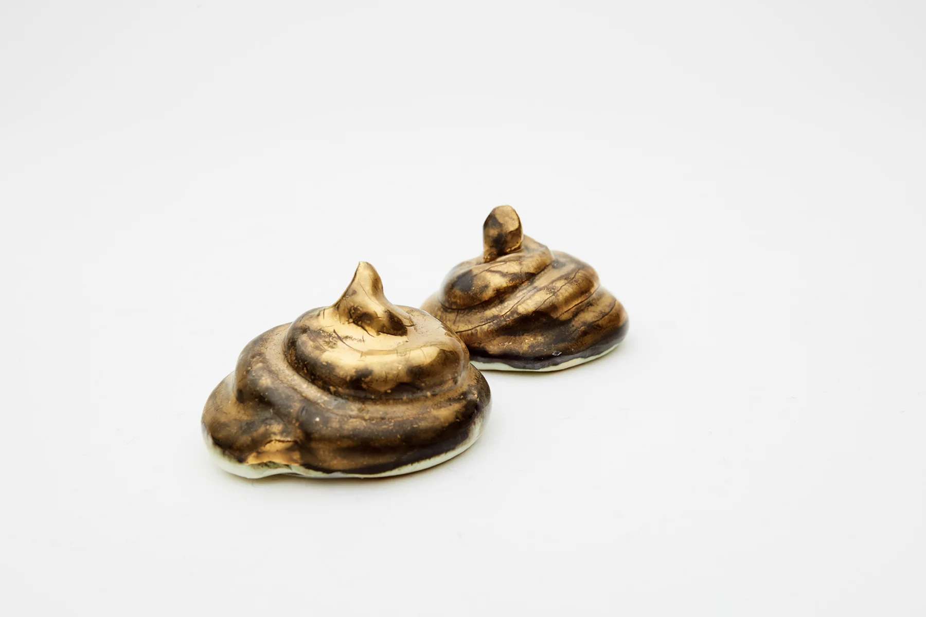 Stottnva<br>Dirty Little Gold Shits