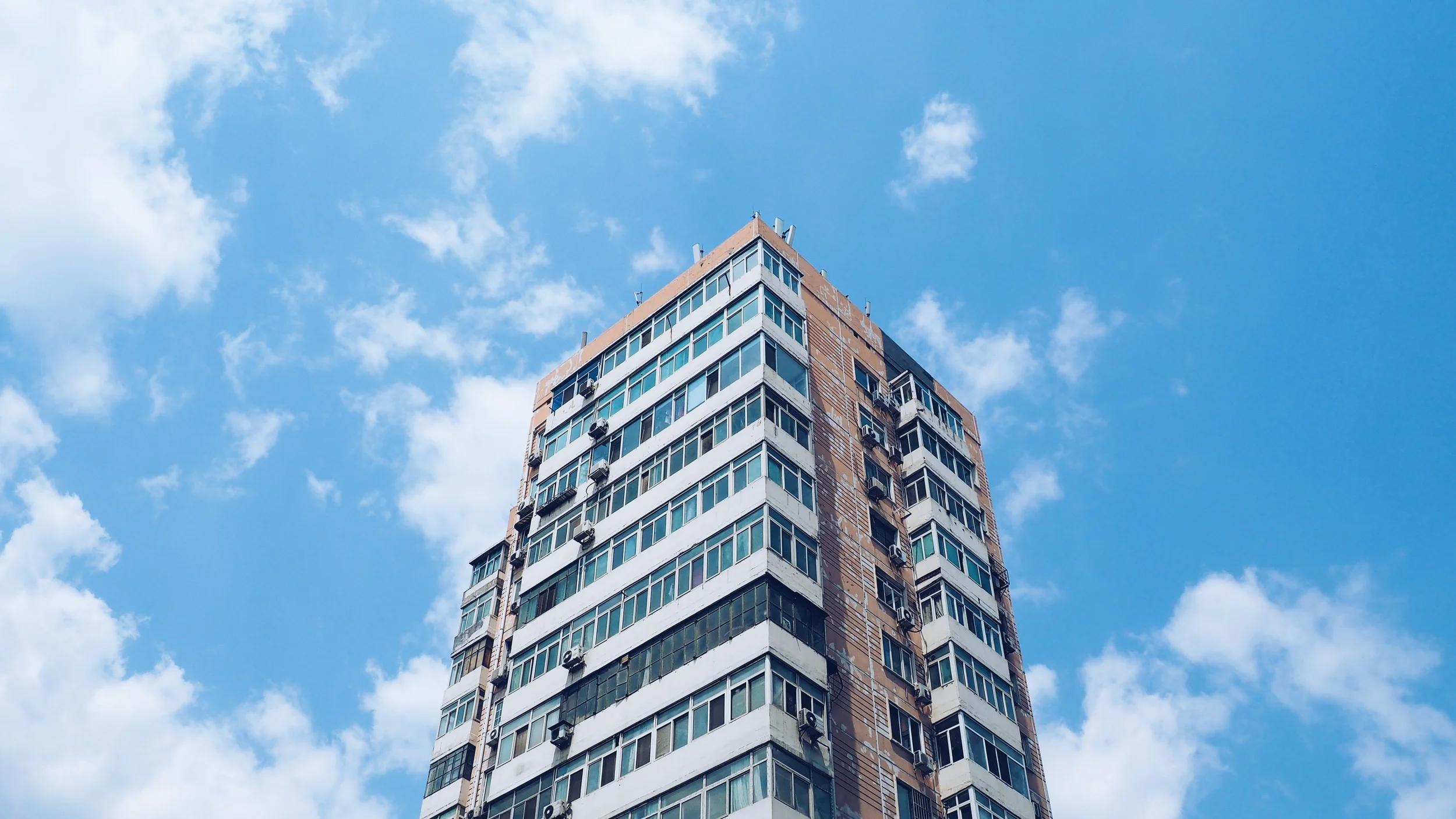 building-828961.jpg