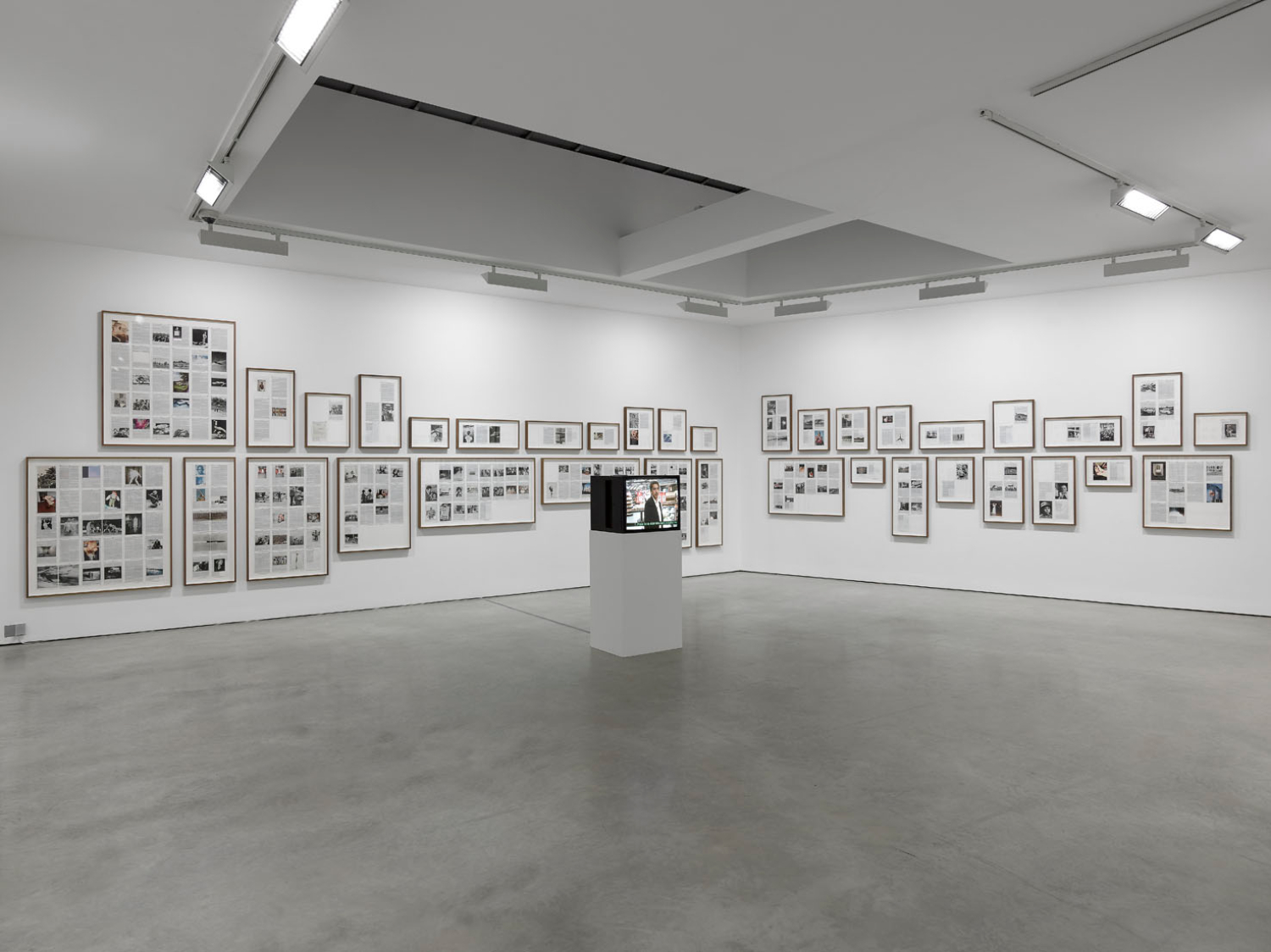  Cross Section of a Revolution, Lisson Gallery, London, Installation View, 2015, Image © Lisson Gallery, London 