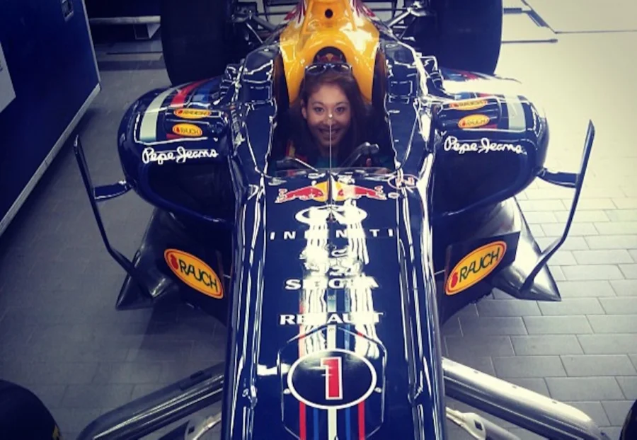 RB7_F1.jpg