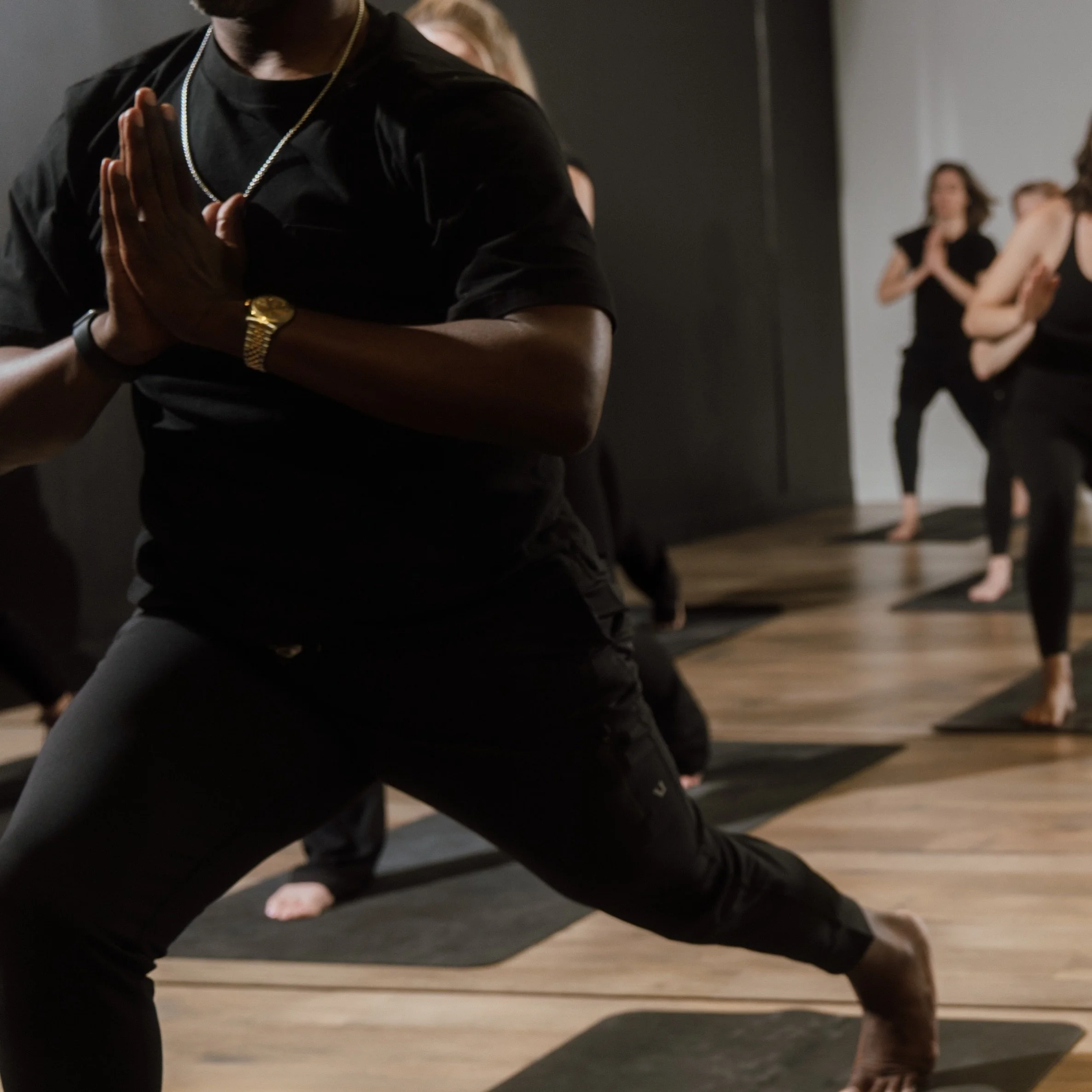 Some days we move slow. Some days we sweat our asses off. Yoga, mat Pilates, sculpt, candlelight, workshops, really good playlists and a whole lot of really good people.

Heated to 90&deg; because we love the way it helps you settle in, warm up and j