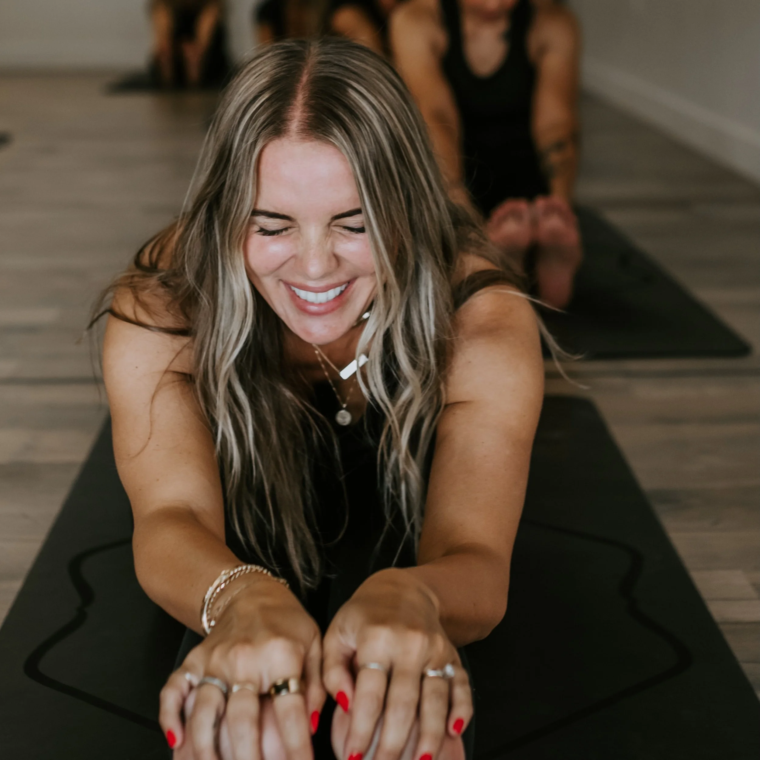 Man it&rsquo;s been awhile&hellip; im stoked to be teaching this Wednesday night 4:45p @theyogaroots 
It&rsquo;s gonna be dope. Join me. 

Are you a member at @goodsocietyclub ? Don&rsquo;t forget you get 1 FREE pass a month to attend TYR. Come. Been