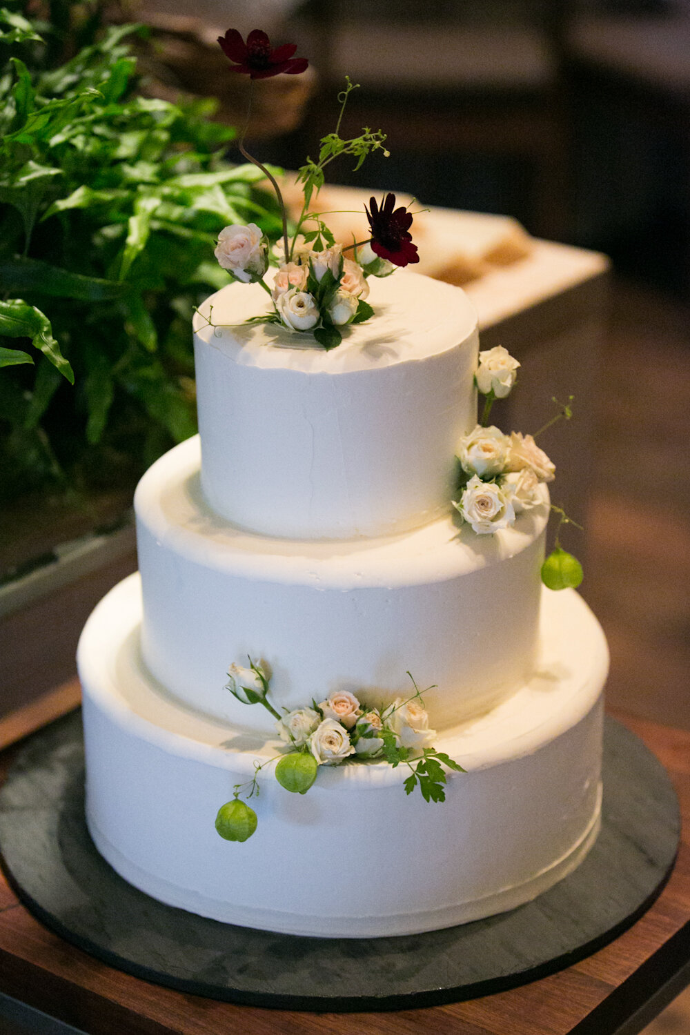 blue-hill-at-stone-barns-wedding-cake.jpg