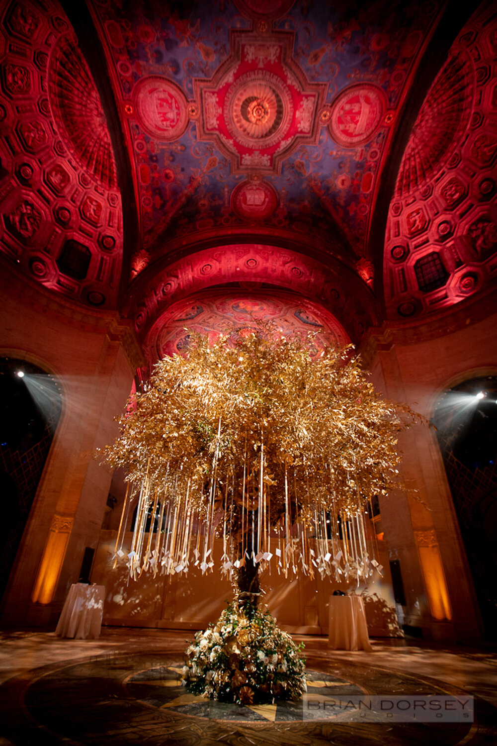 Cipriani wedding gold tree with hanging escort cards