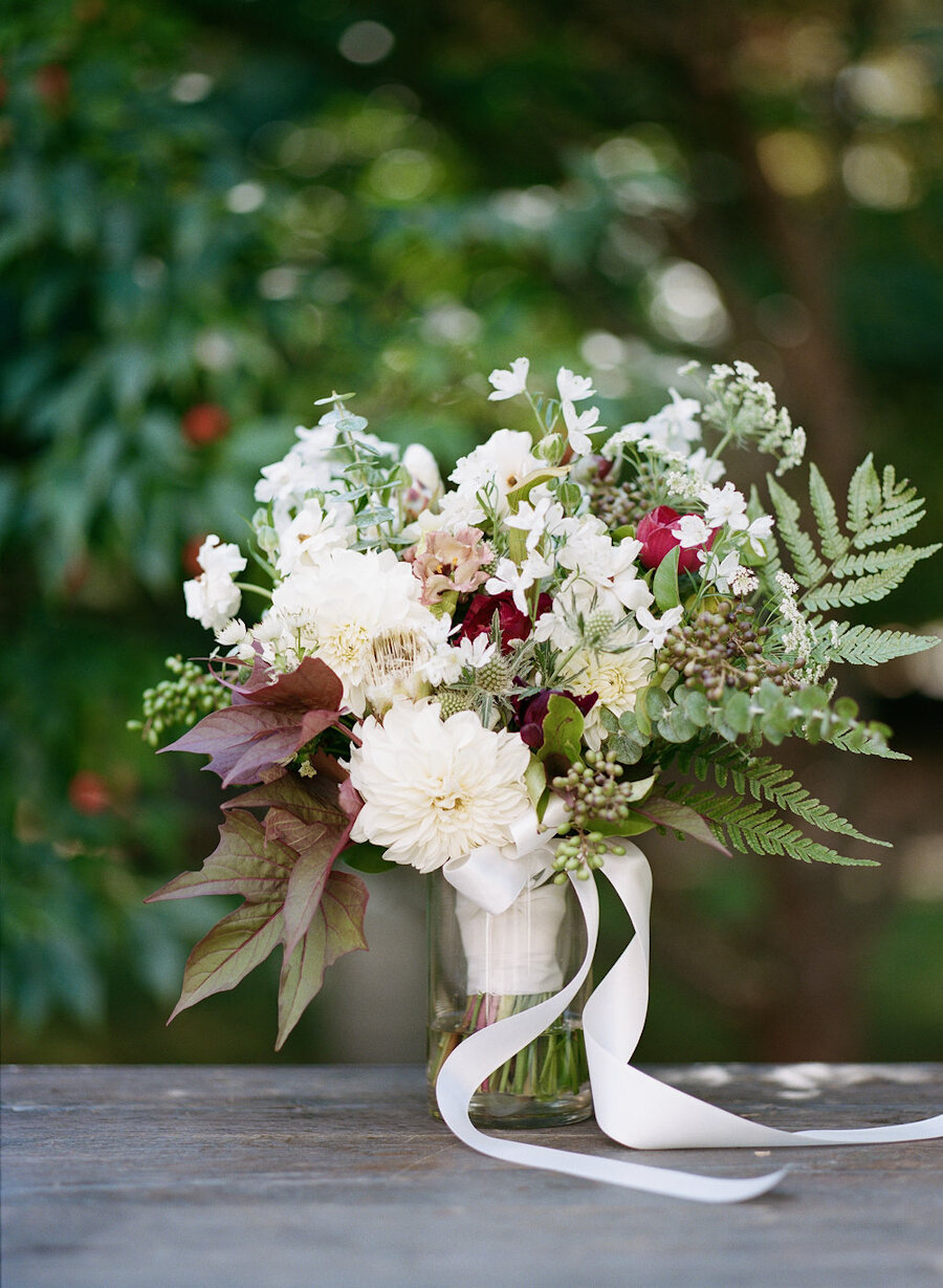 micro wedding bouquet